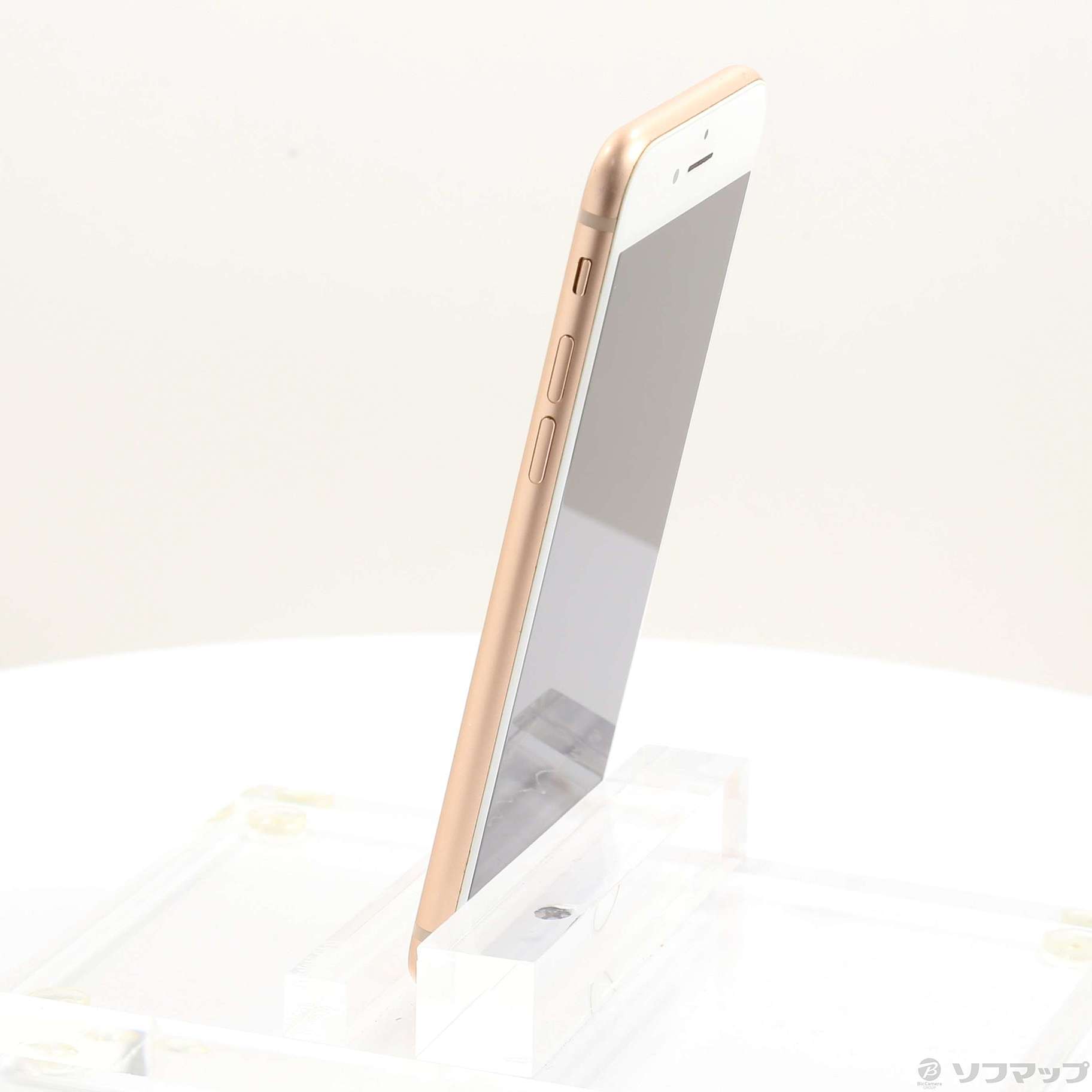 中古】iPhone8 64GB ゴールド MQ7A2J／A docomo [2133050637693