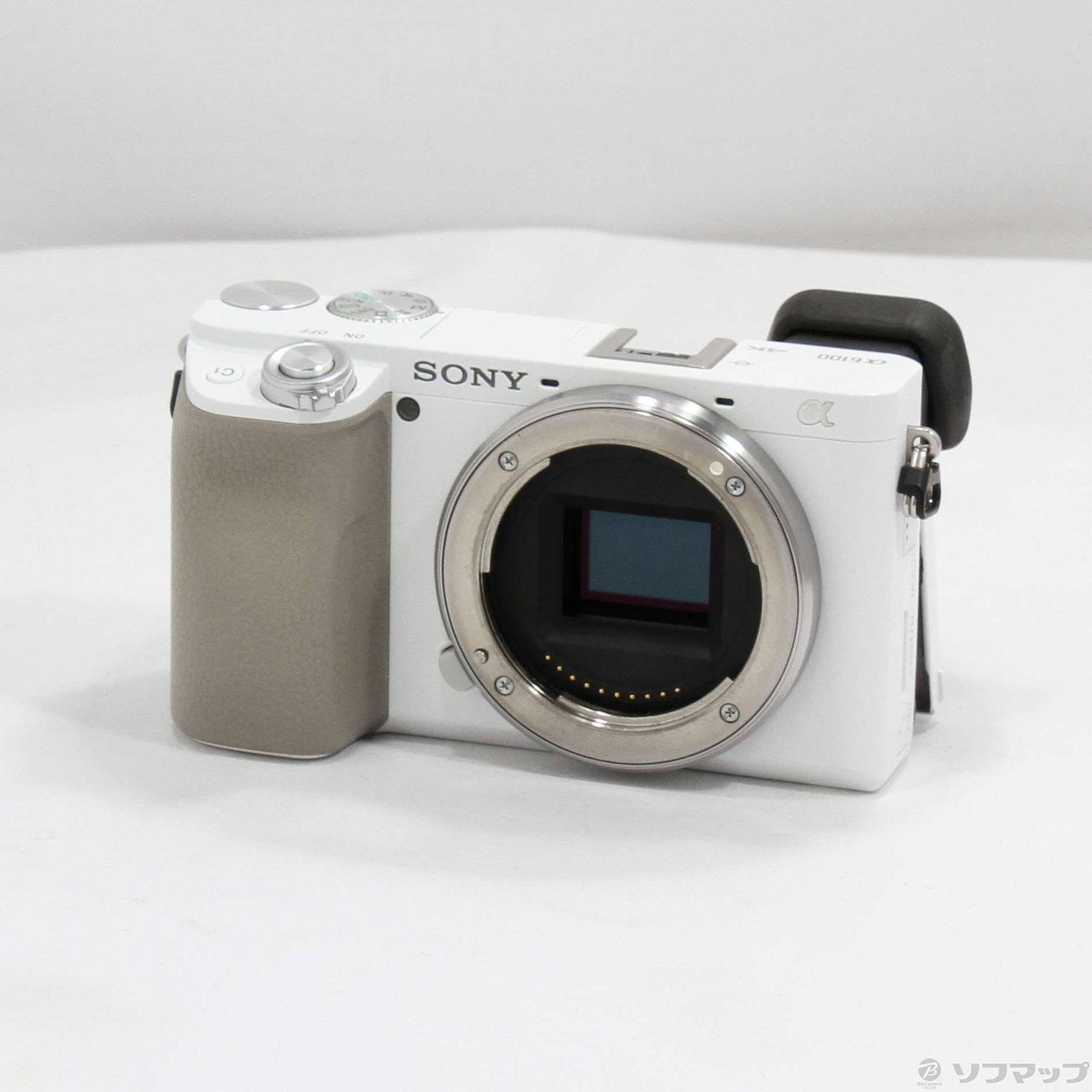 中古】ミラーレス一眼カメラ α6100 ILCE-6100 W ホワイト ボディ単体