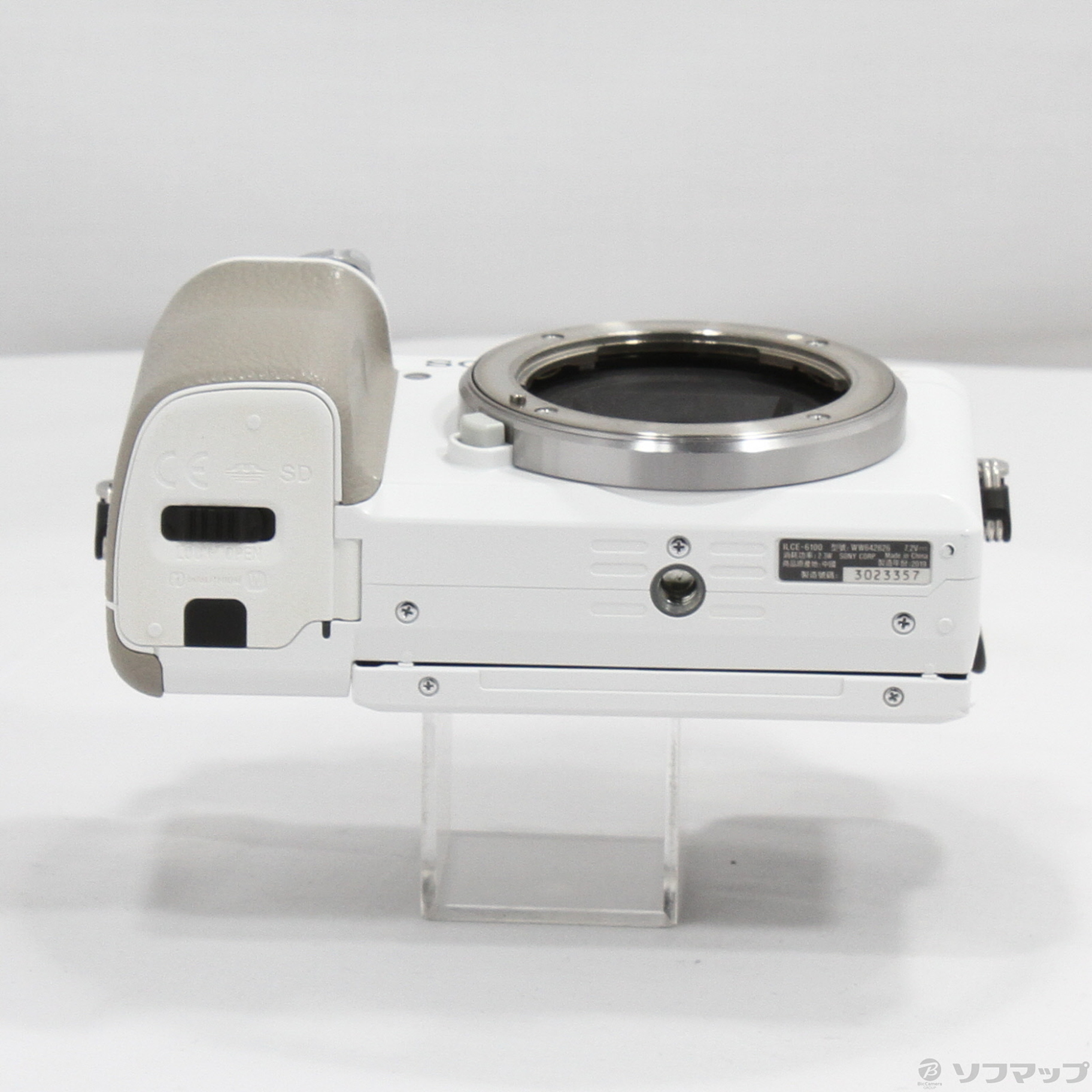 中古】ミラーレス一眼カメラ α6100 ILCE-6100 W ホワイト ボディ単体
