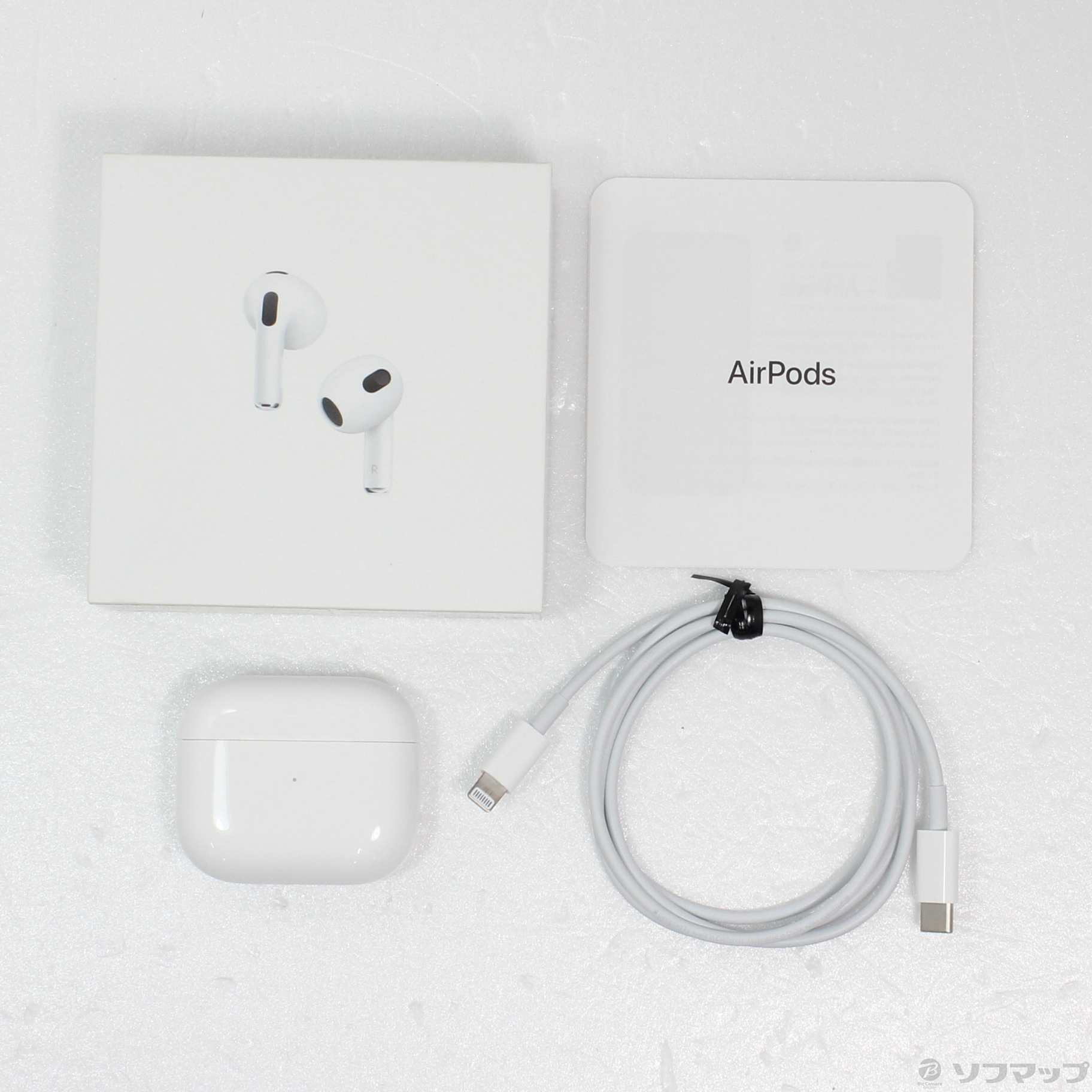 流行店 Apple AirPods（第3世代）Lightningケース付き