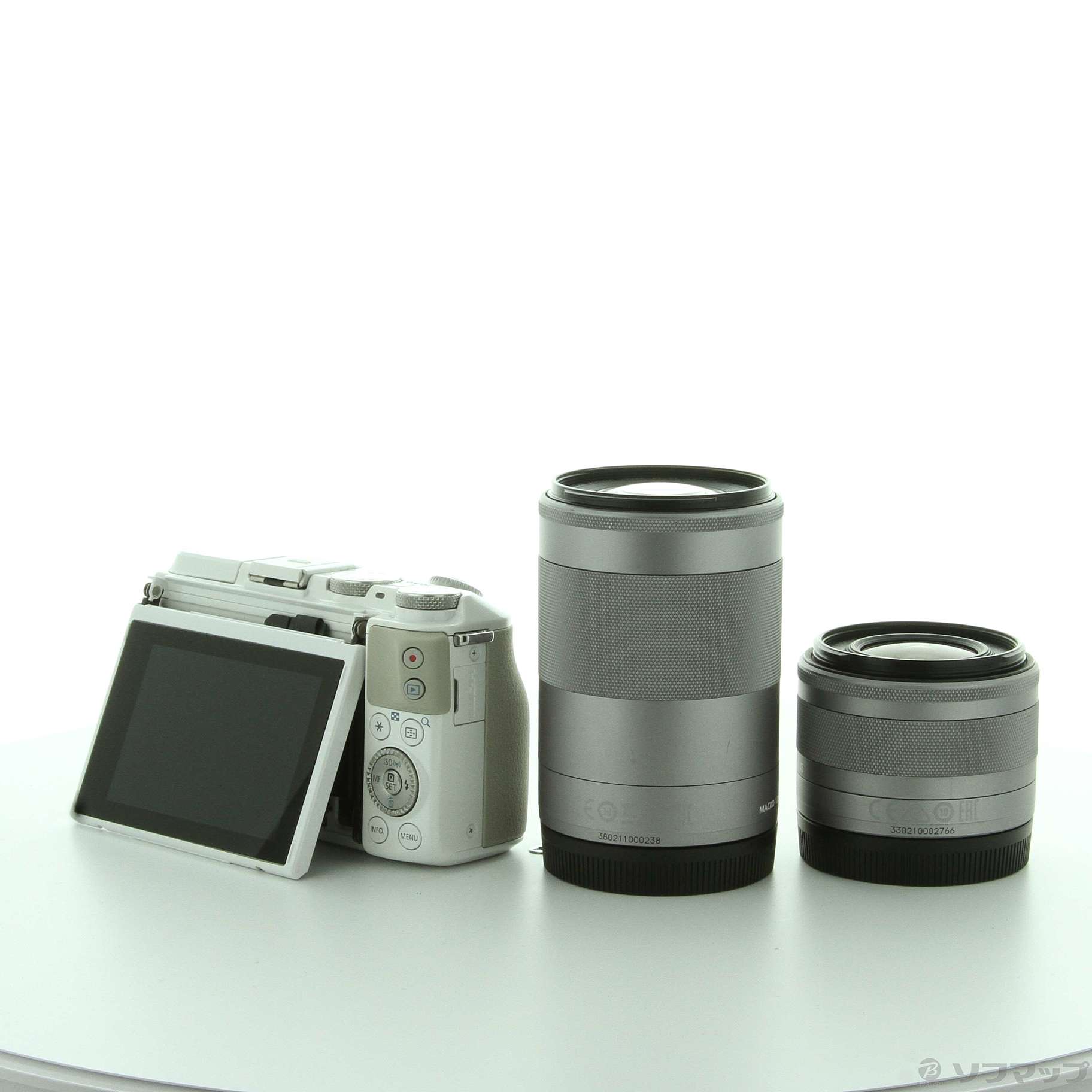 Canon EOS M3 ボディ WH レンズ2種セット キャノンデジタルカメラ - デジタルカメラ