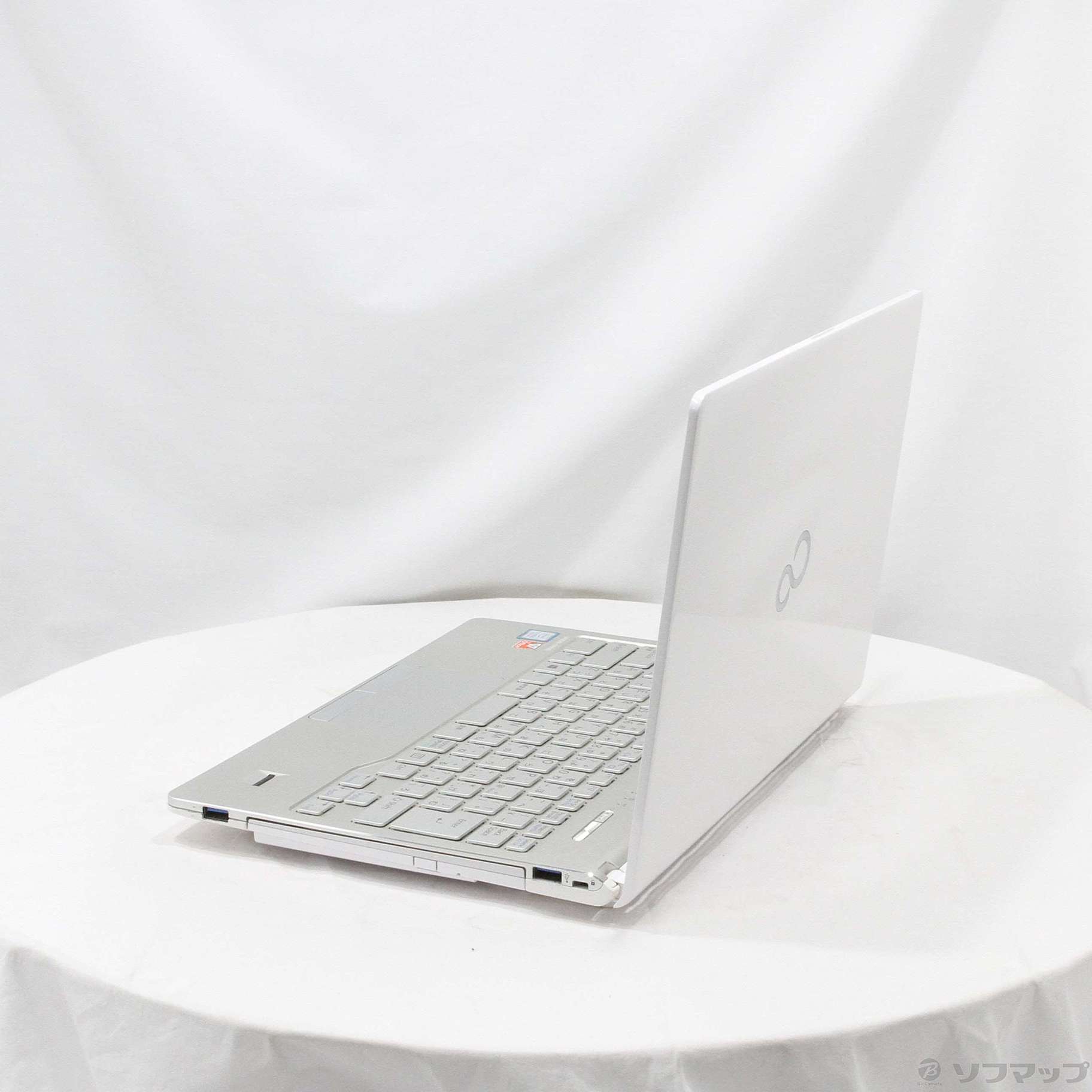 LIFEBOOK SH90／B3 FMVS9B3WDB アーバンホワイト 〔Windows 10〕 ［Core-i5-8250U  (1.6GHz)／8GB／SSD256GB／13.3インチワイド］