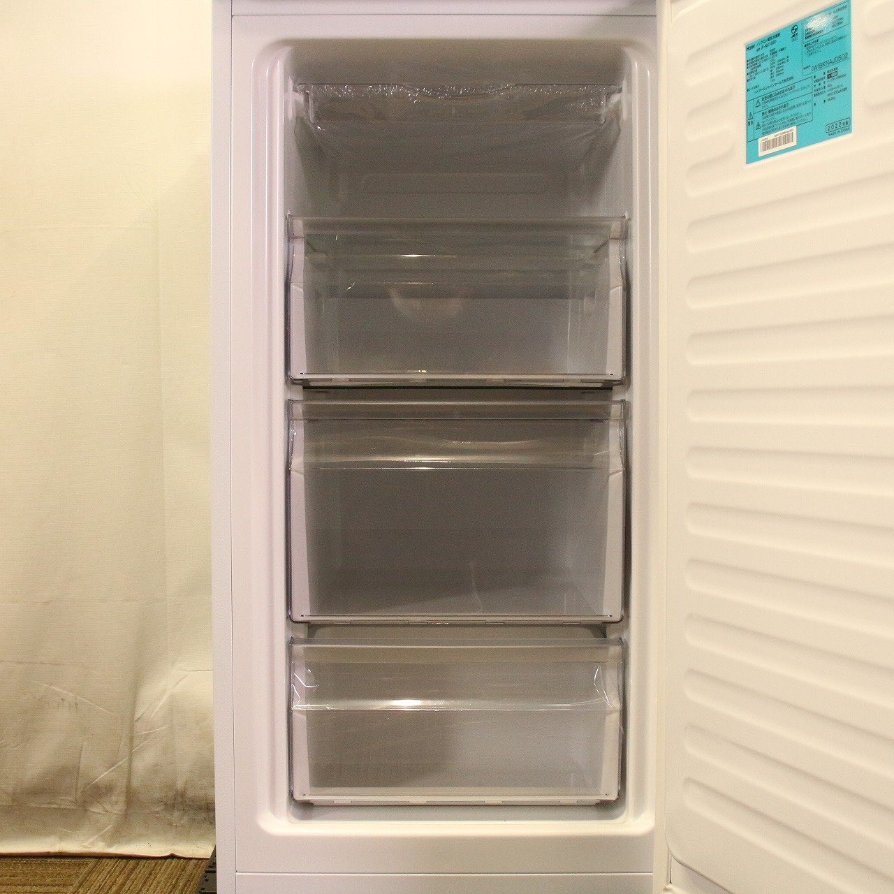 〔展示品〕 冷凍庫 ホワイト JF-NU102D-W ［102L ／1ドア ／右開きタイプ］