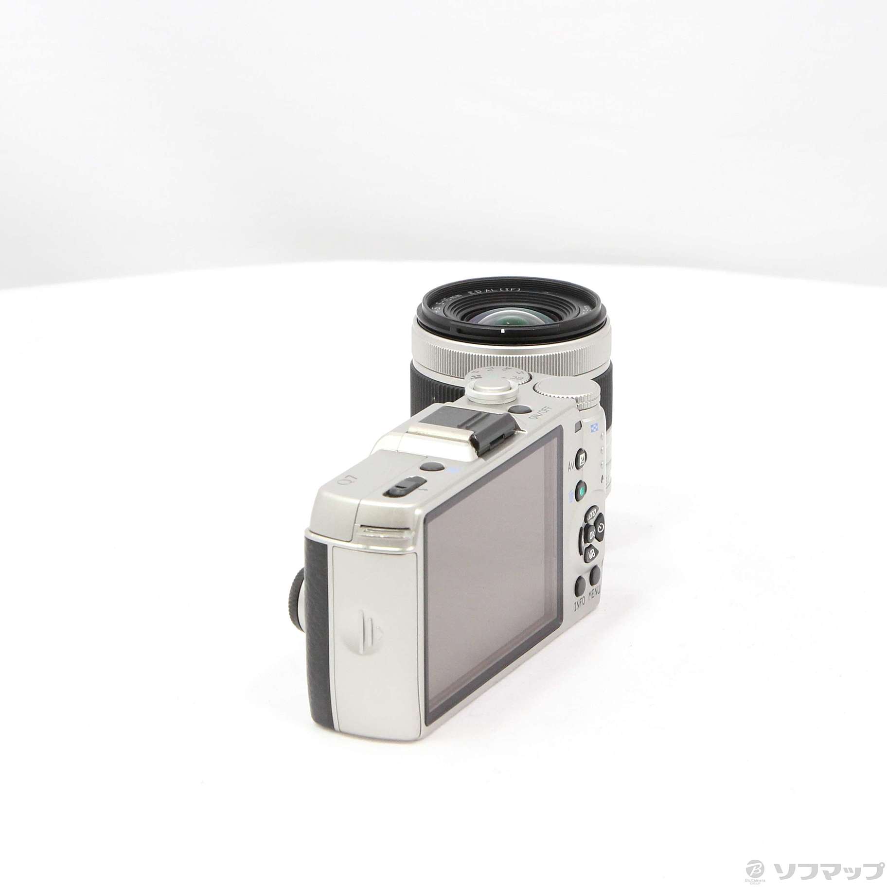 中古】PENTAX Q7 ズームレンズキット シルバー (1240万画素／SDXC