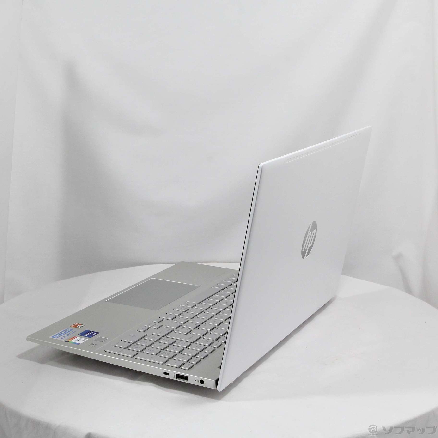 中古】HP Pavilion 15-eg3009TU 7P9J7PA#ABJ セラミックホワイト