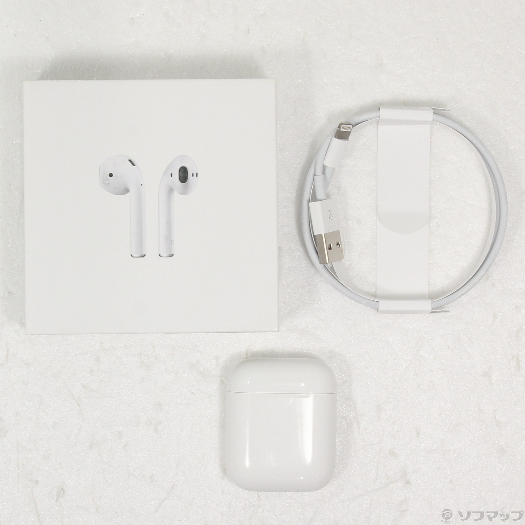 中古品（難あり）〕 AirPods 第1世代 MMEF2J／A｜の通販は