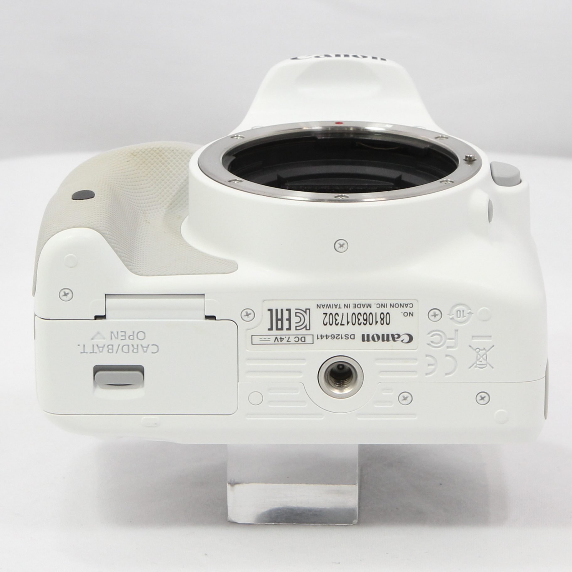 中古】EOS Kiss X7 ボディ ホワイト [2133052464853] - リコレ