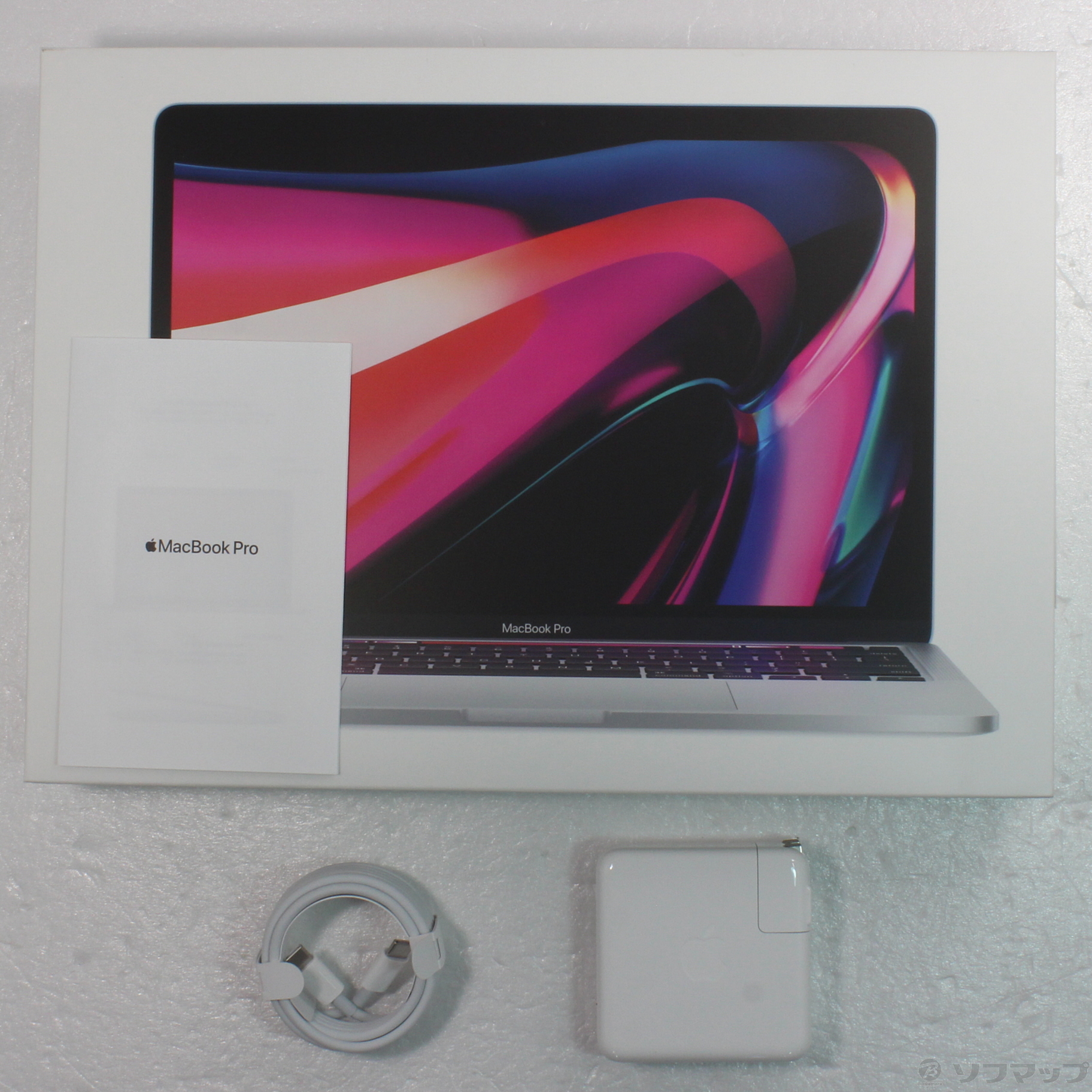 MacBook Pro 13.3-inch Mid 2022 MNEP3J／A Apple M2 8コアCPU_10コアGPU 8GB  SSD256GB シルバー 〔12.6 Monterey〕