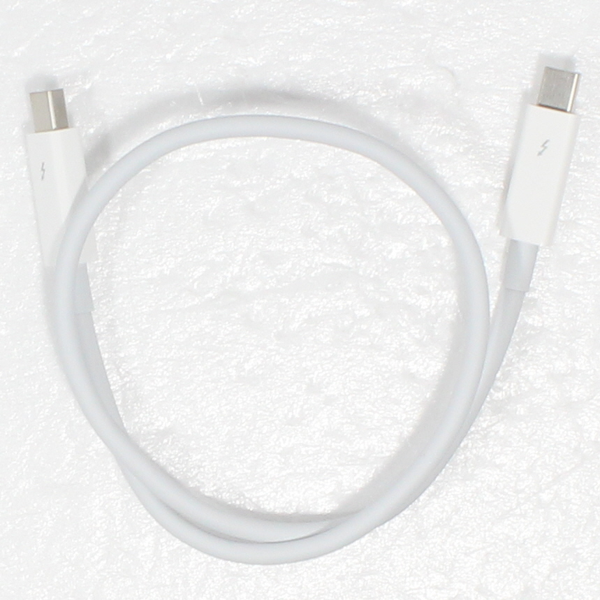 中古】Apple Thunderboltケーブル MD862ZM／A [2133052624974