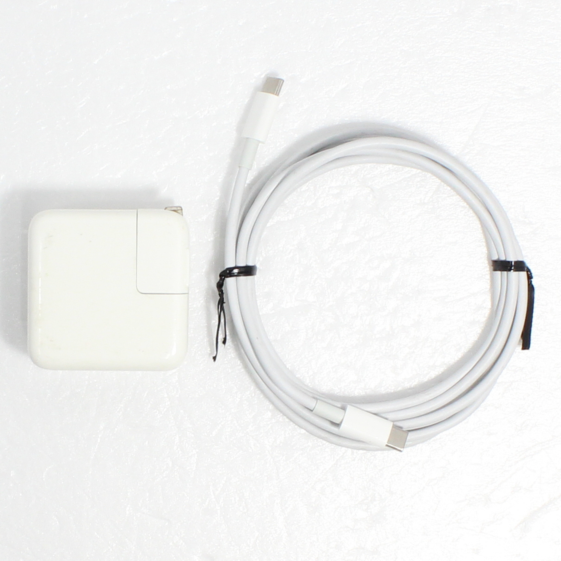 中古】MacBook 12-inch Early 2016 MLHF2J／A Core_m5 1.2GHz 8GB