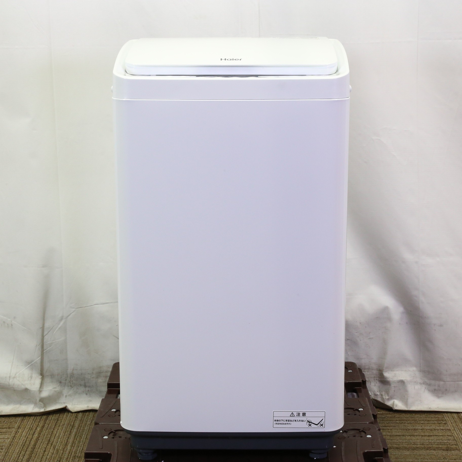 〔展示品〕 全自動洗濯機 ハイアール ホワイト JW-C33B(W) ［洗濯3.3kg ／簡易乾燥(送風機能) ／上開き］