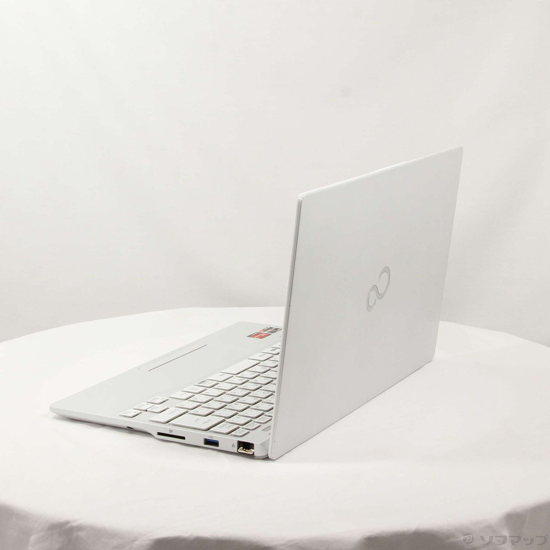 中古】LIFEBOOK UH75／E3 FMVU75E3W シルバーホワイト 〔Windows 10 
