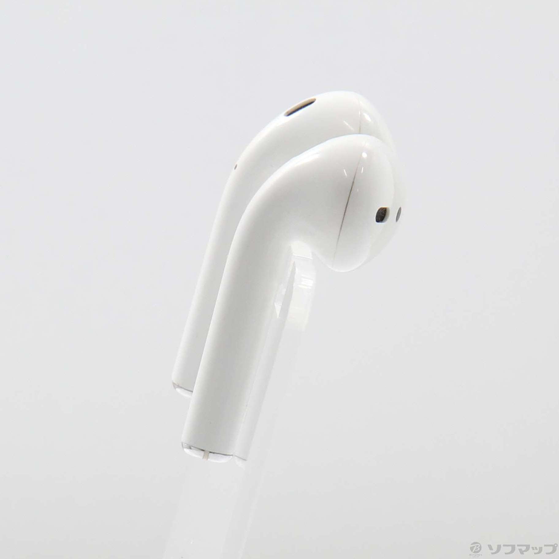 中古美品！AirPods Apple 第二世代MV7N2J/A ケース付き AirPods 第2世代 MV7N2J/A (充電ケース付き) 新品 3,080円 中古