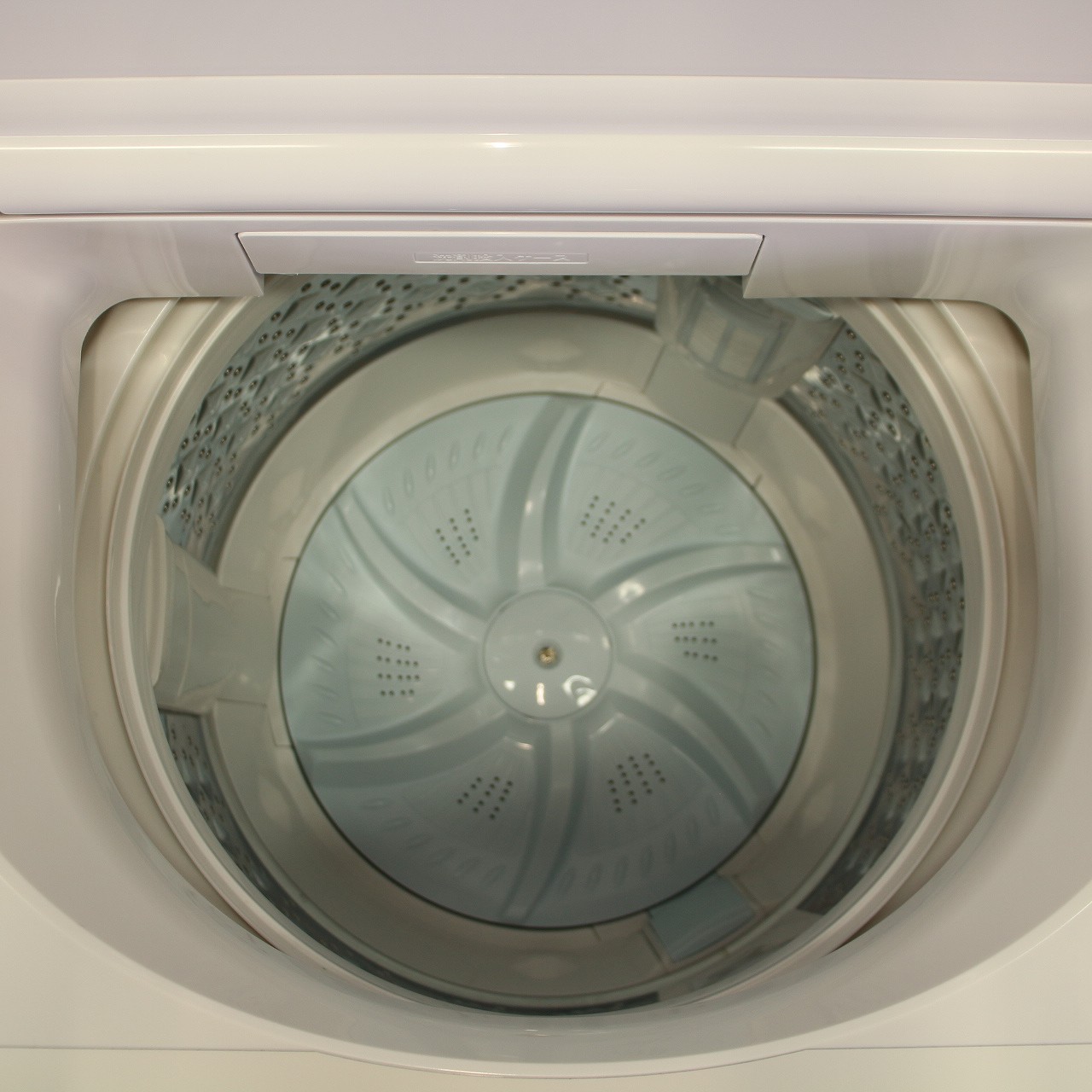 〔中古品〕 全自動洗濯機 ZABOON（ザブーン） グランホワイト AW-8DH3(W) ［洗濯8.0kg ／簡易乾燥(送風機能) ／上開き］