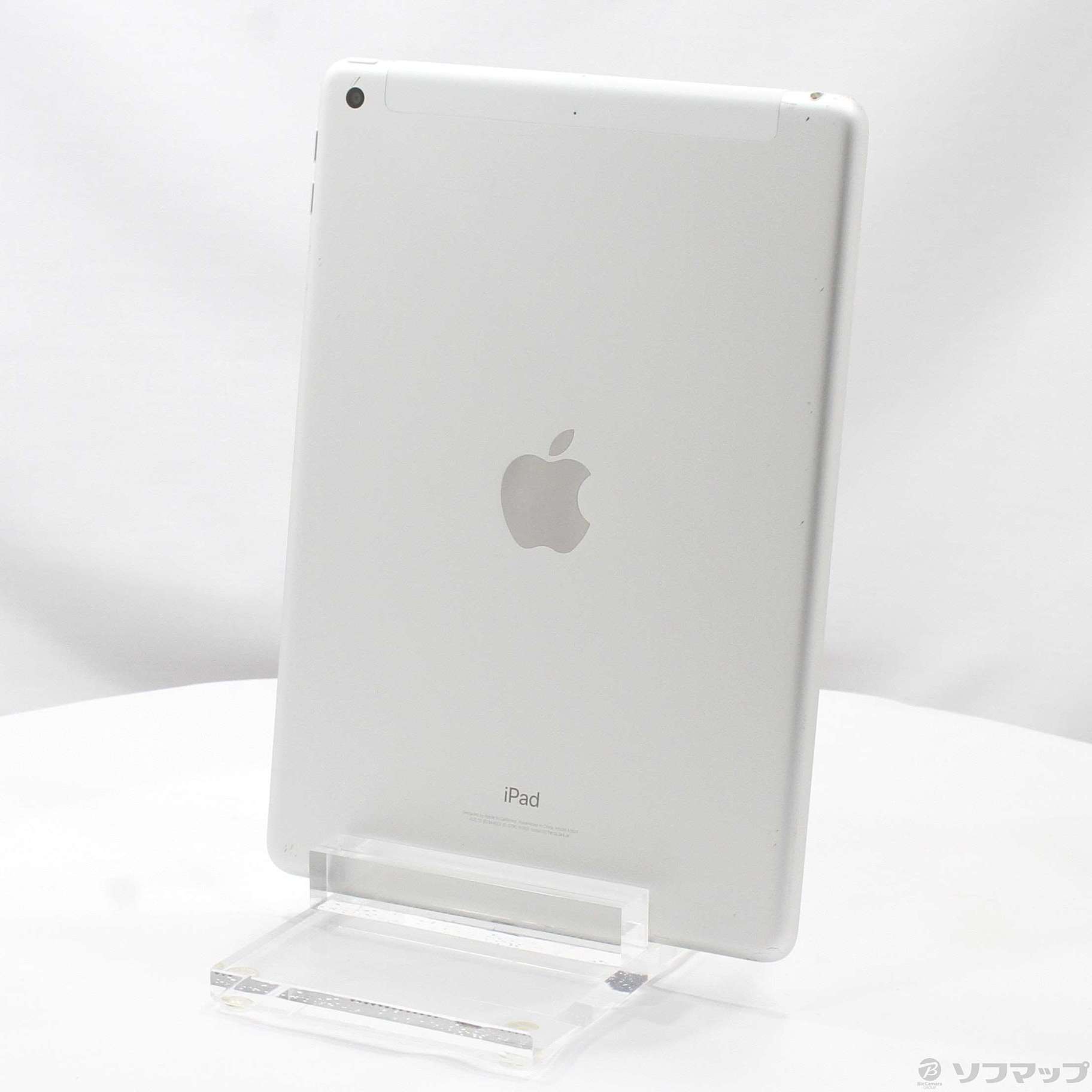 中古品〕 iPad 第5世代 32GB シルバー MP1L2J／A auロック解除SIM 