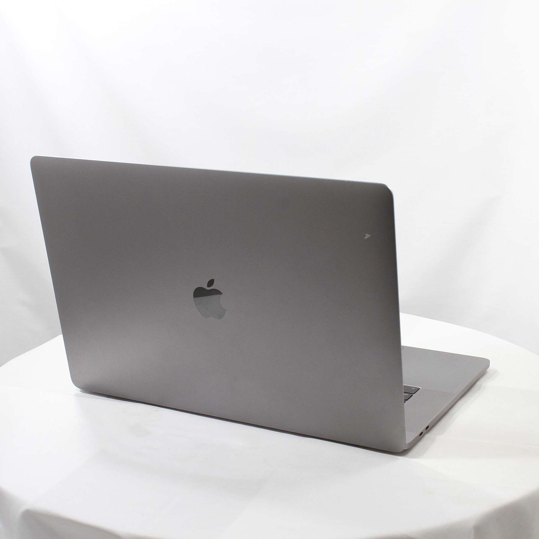 中古】MacBook Pro 15-inch Mid-2017 MPTR2J／A Core_i7 2.8GHz 16GB