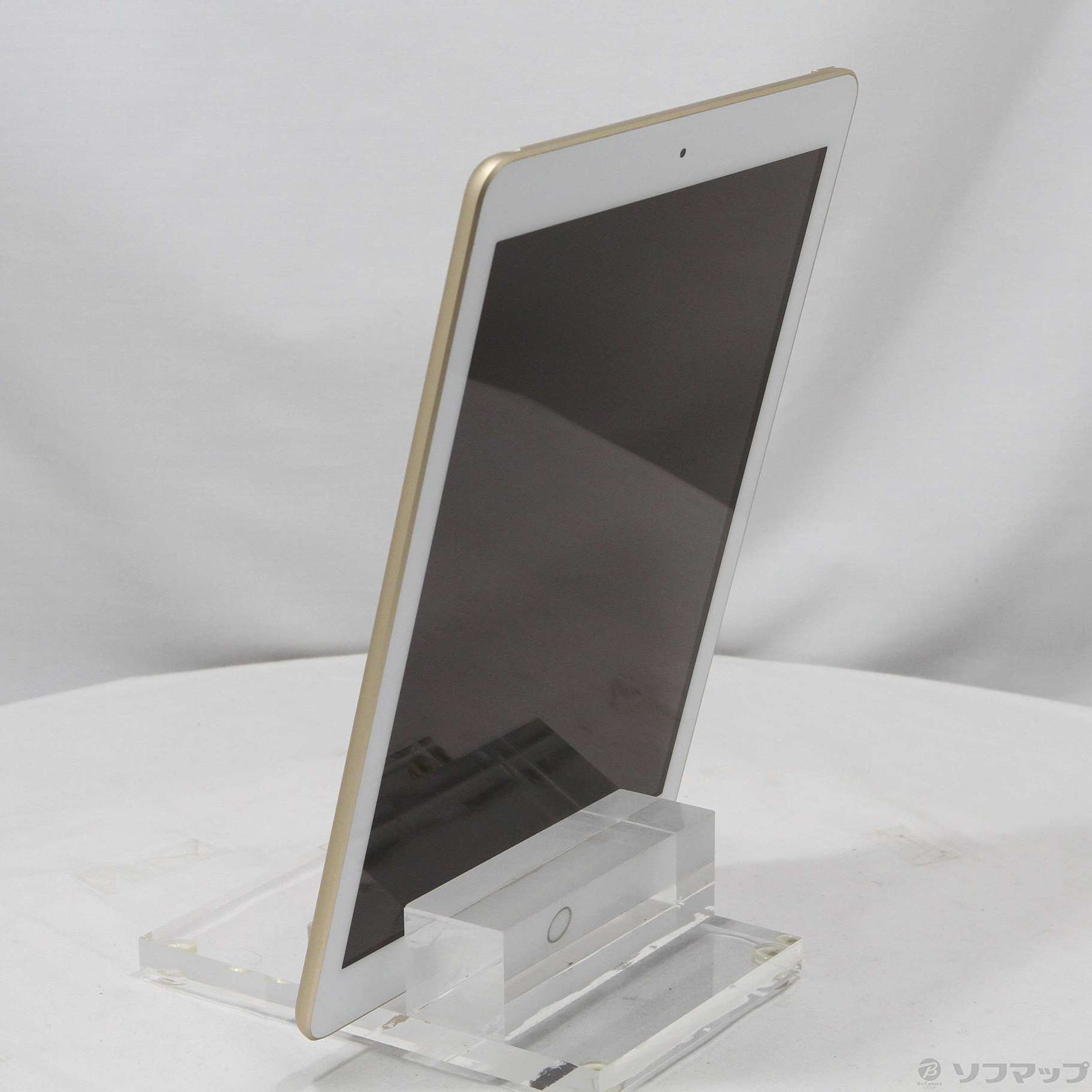 中古】iPad 第5世代 128GB ゴールド MPGW2CH／A Wi-Fi [2133053905430
