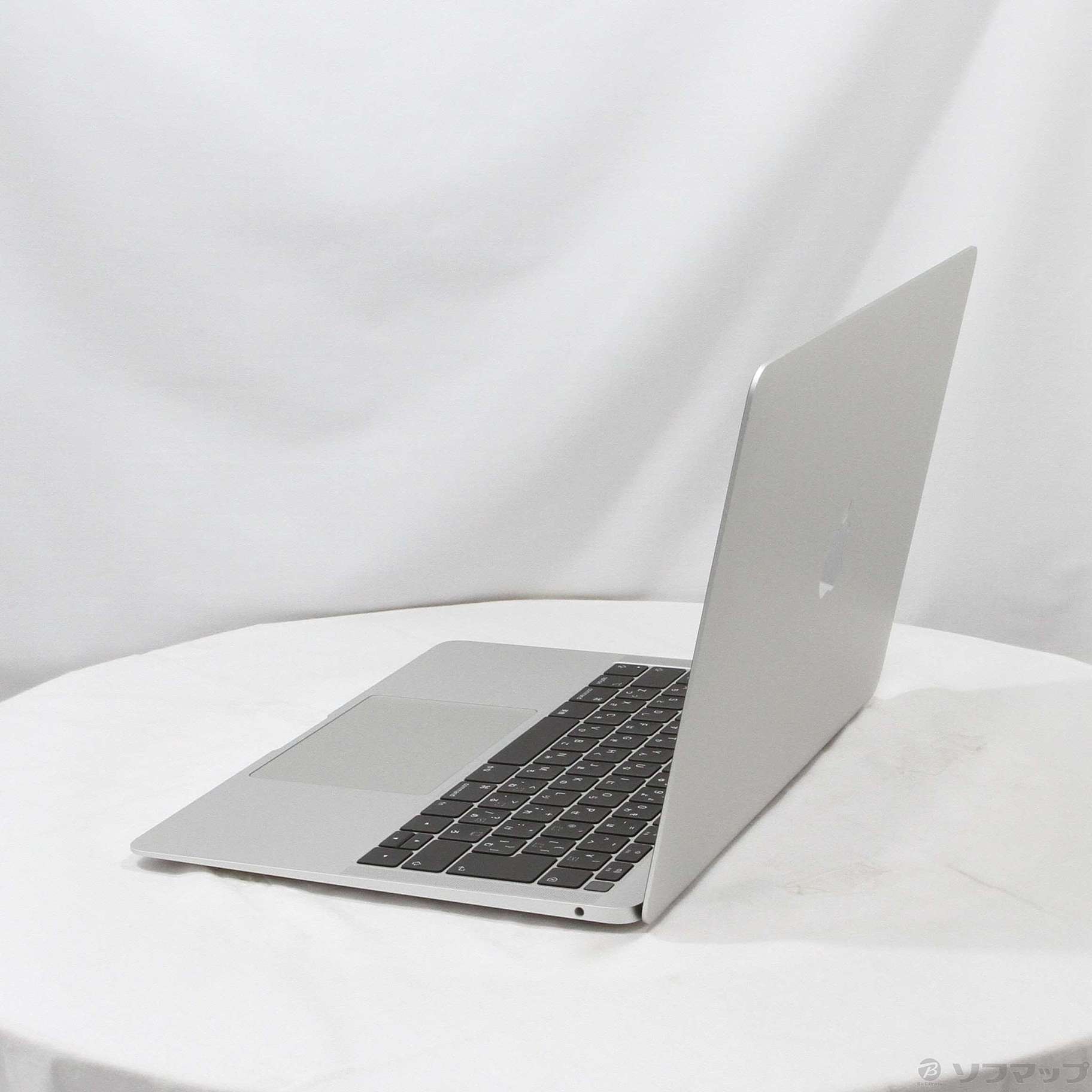 中古品〕 MacBook Air 13.3-inch Late 2018 MREA2J／A Core_i5 1.6GHz ...