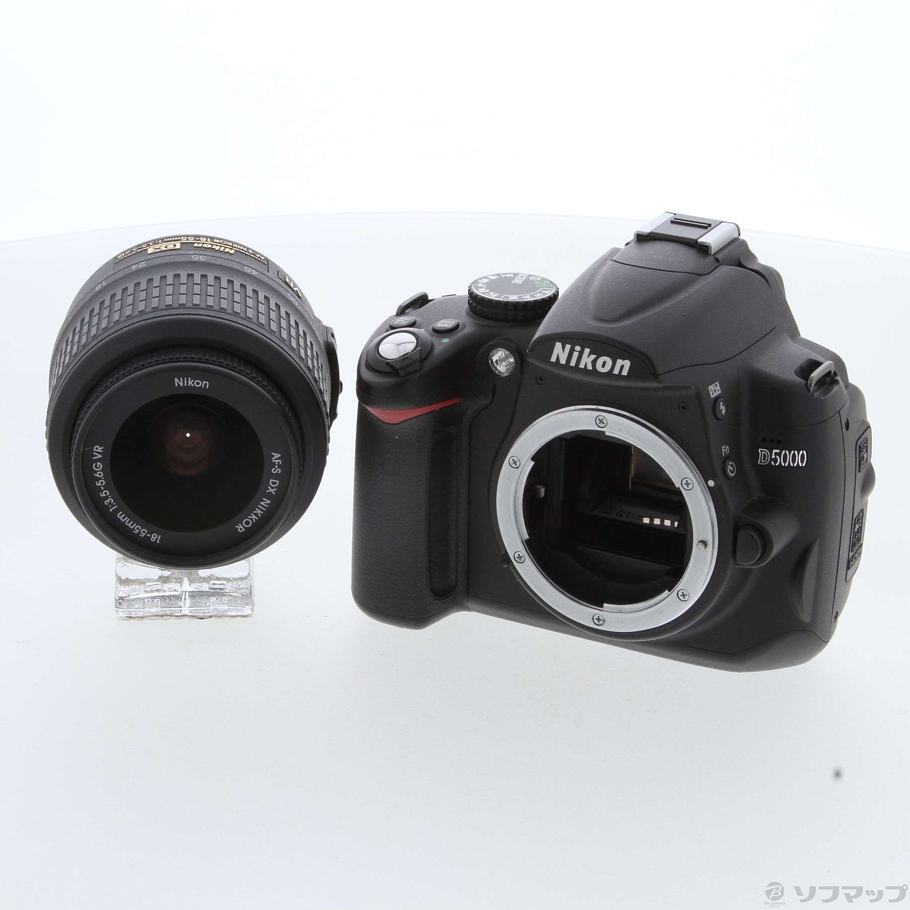 Nikon D5000 AF-S 18-55 VR レンズキット (1230万画素／SDHC)