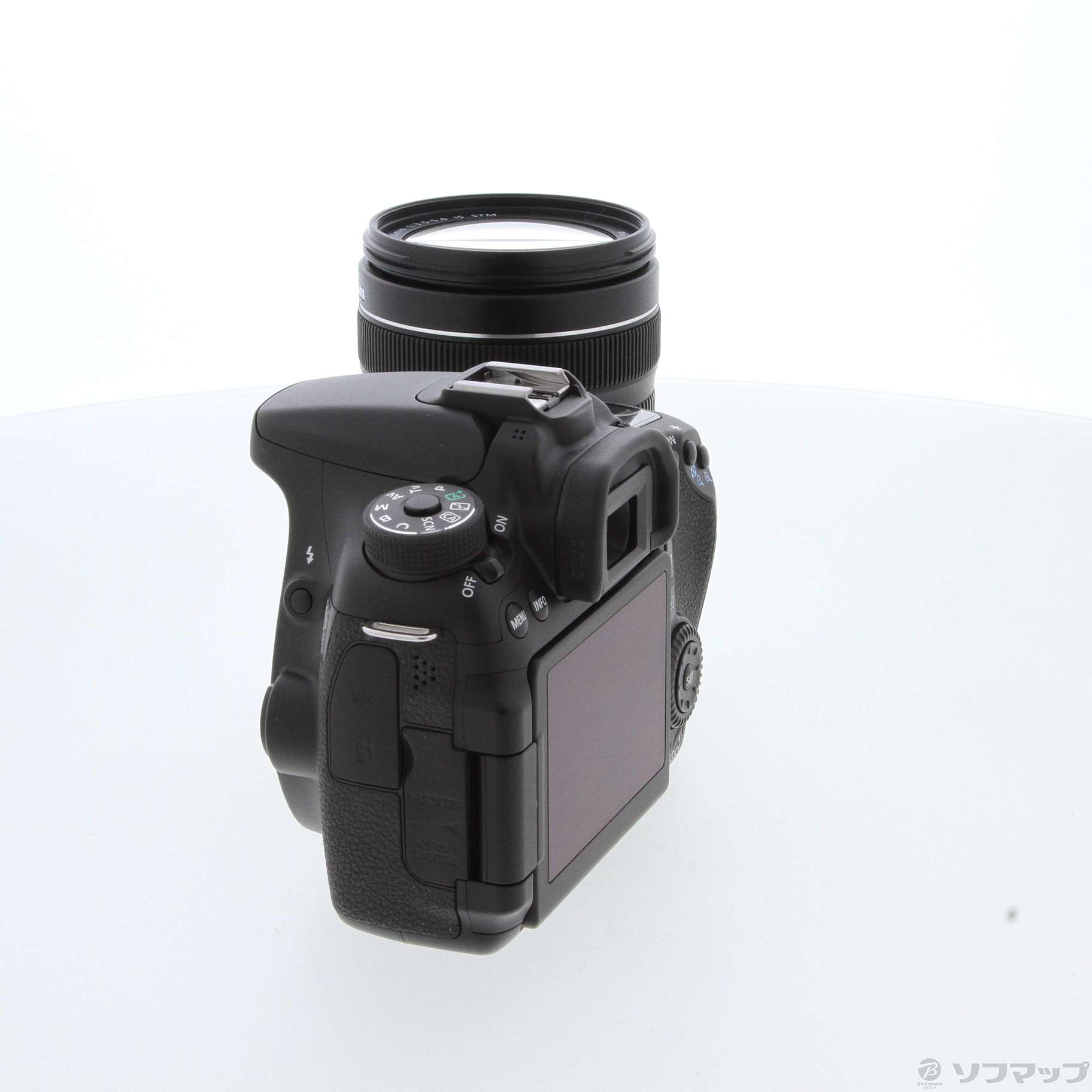 中古】EOS 70D (W) EF-S18-135 IS STM レンズキット (2020万画素／SDXC 