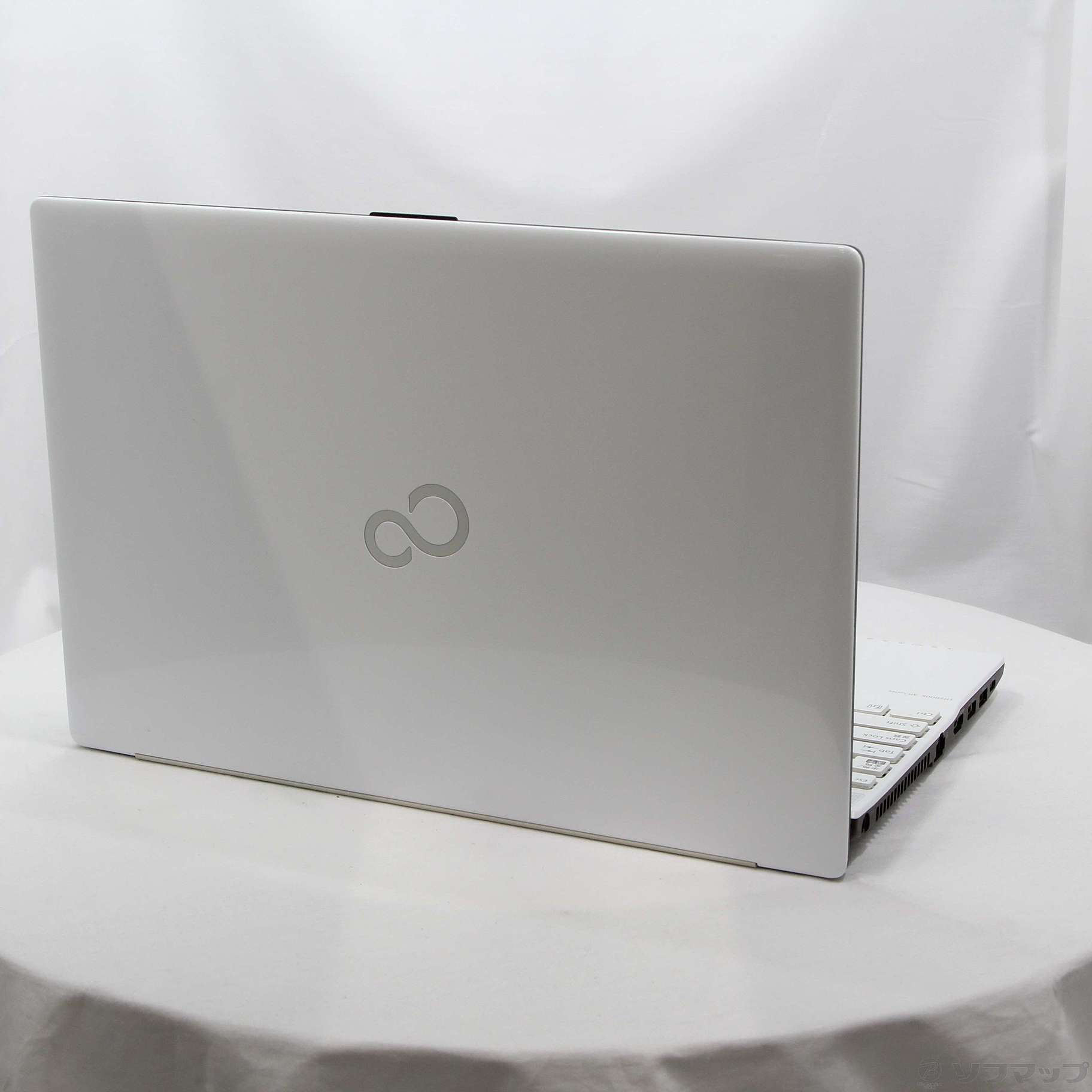 【超美品】FUJITSU  LIFEBOOK  AH50/F1 中古】LIFEBOOK AH50／F1 FMVA50F1W プレミアムホワイト 〔Windows 10
