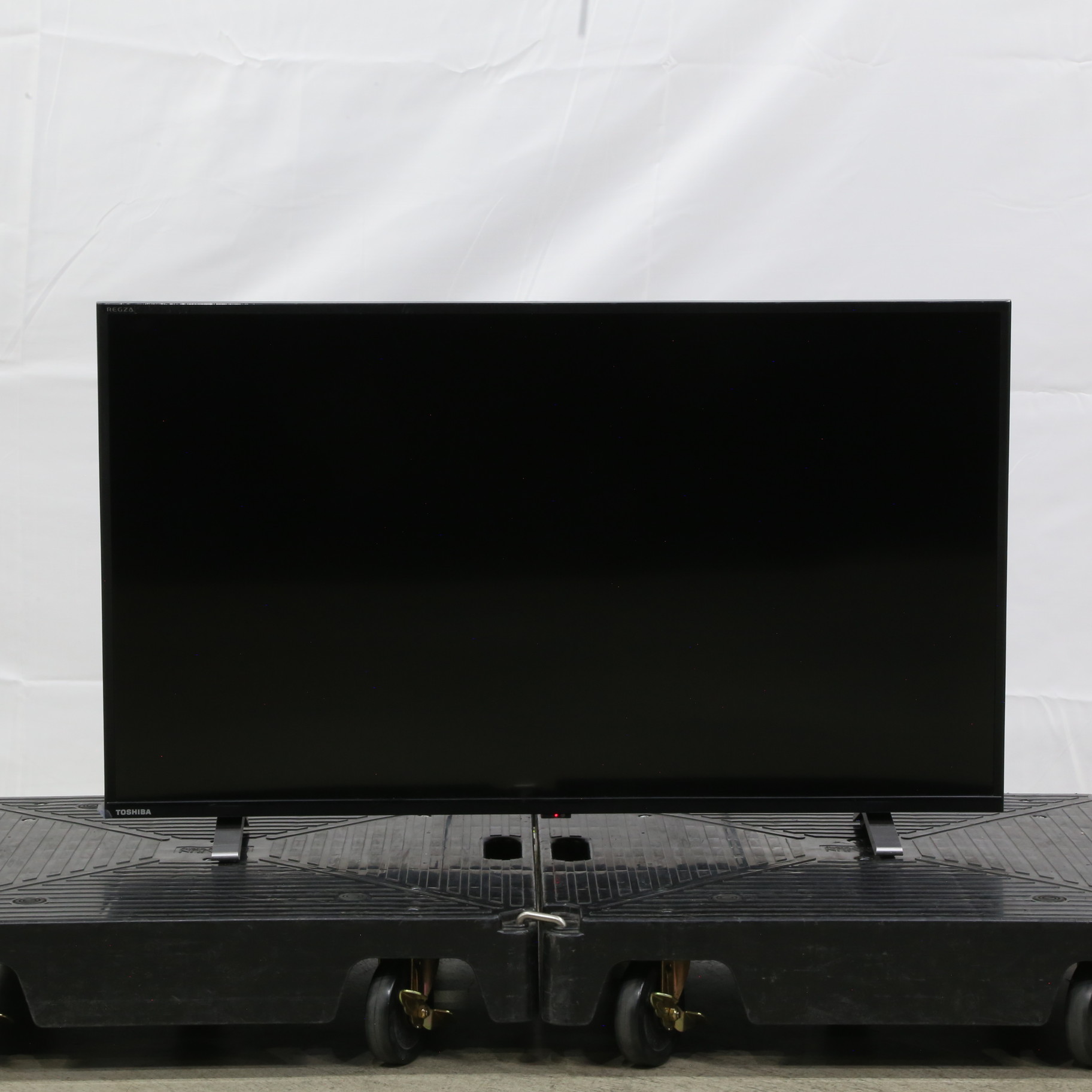 〔展示品〕 液晶テレビ REGZA(レグザ) 40V34 ［40V型 ／Bluetooth非対応 ／フルハイビジョン ／YouTube対応］