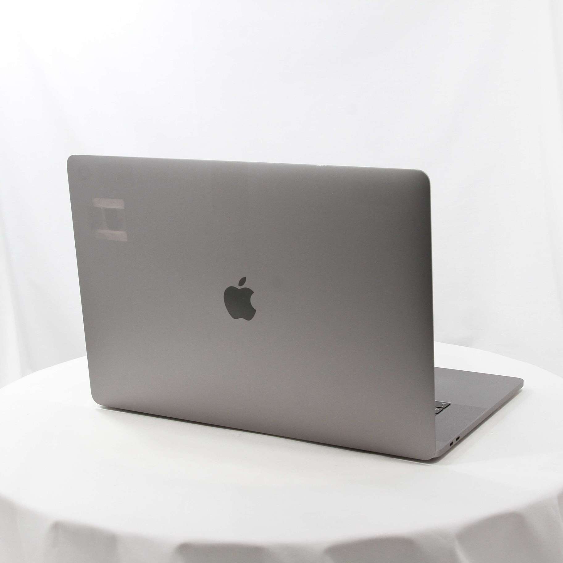 中古】MacBook Pro 15-inch Mid 2018 MR932J／A Core_i7 2.2GHz 16GB