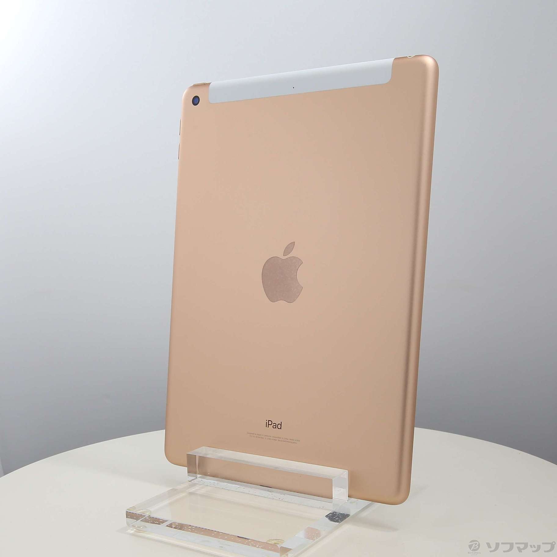 iPad 第6世代 32GB ゴールド MRM02J／A docomoロック解除SIMフリー