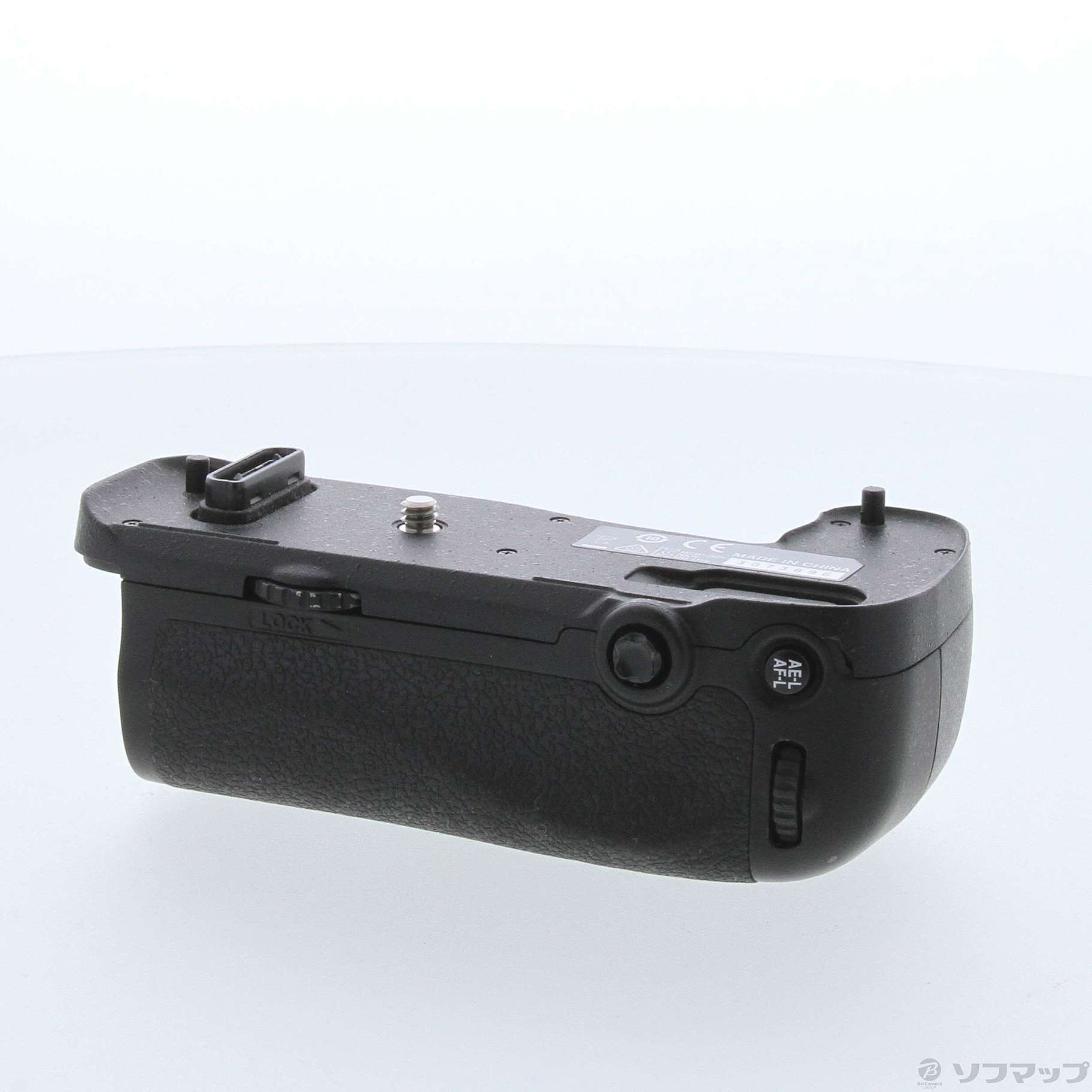 中古】MB-D16 (Nikon D750用バッテリーパック) [2133055170041