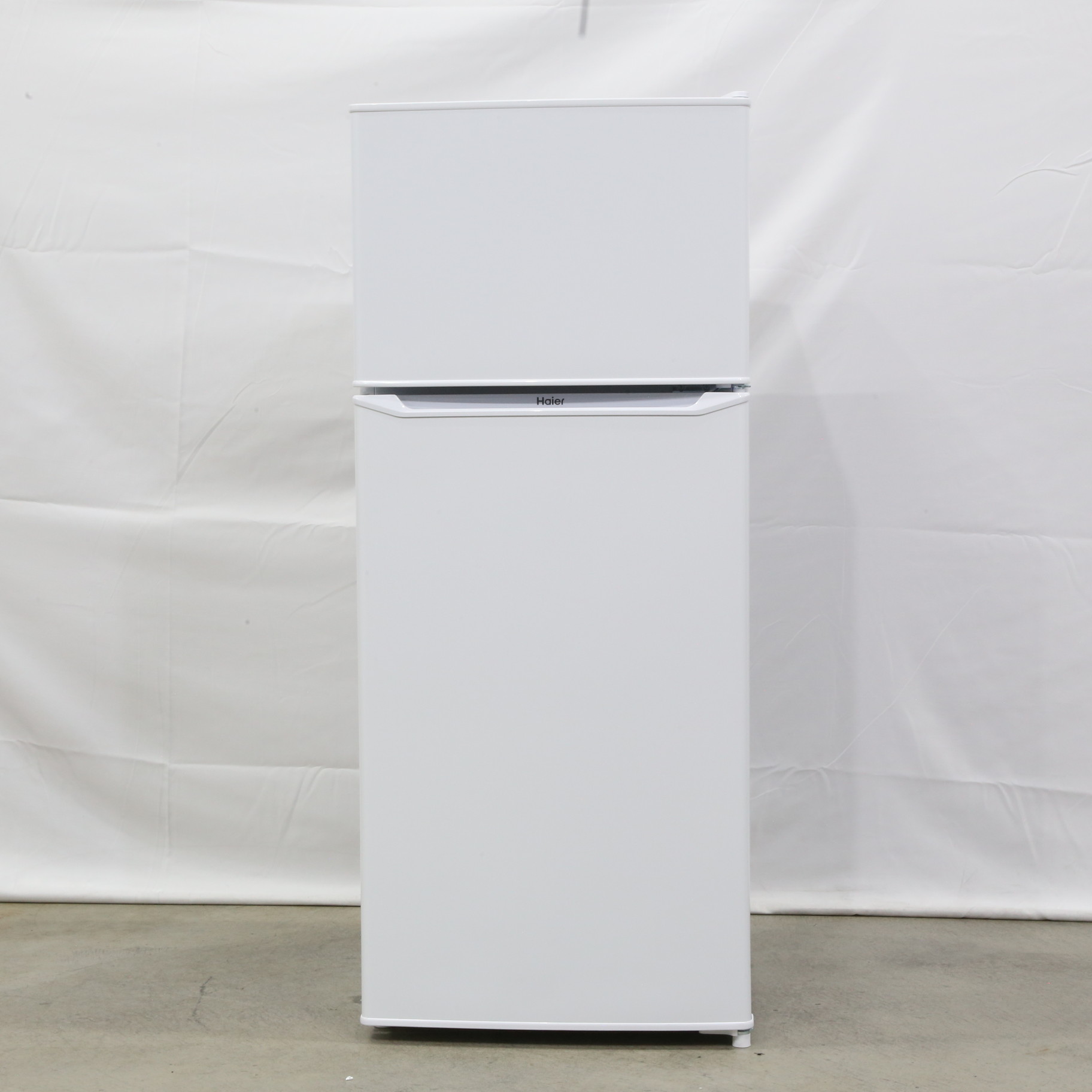 〔展示品〕 冷蔵庫 ホワイト JR-N130C-W ［幅47.4cm ／130L ／2ドア ／右開きタイプ ／2022年］