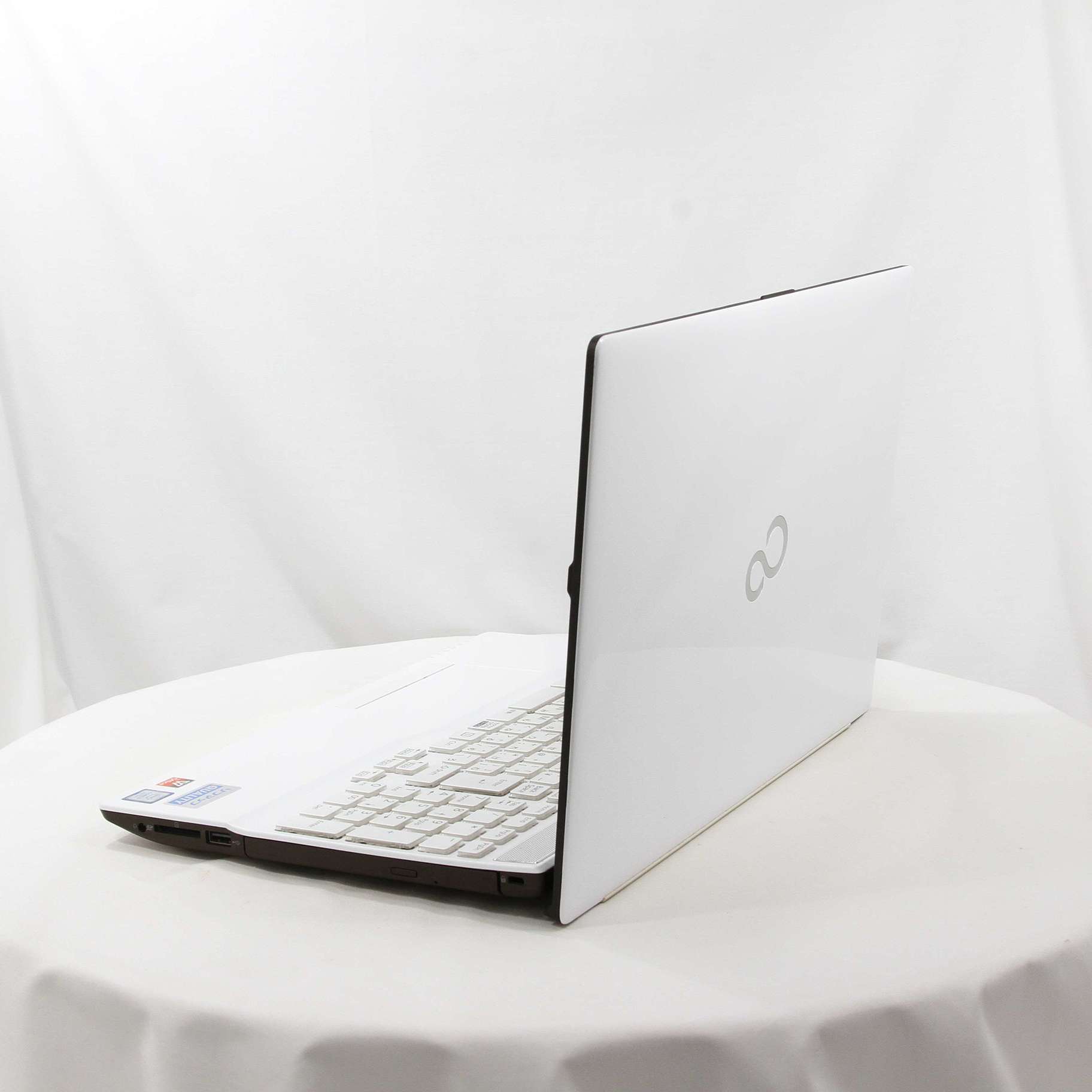 中古】LIFEBOOK AH77／D3 FMVA77D3W プレミアムホワイト 〔Windows 10