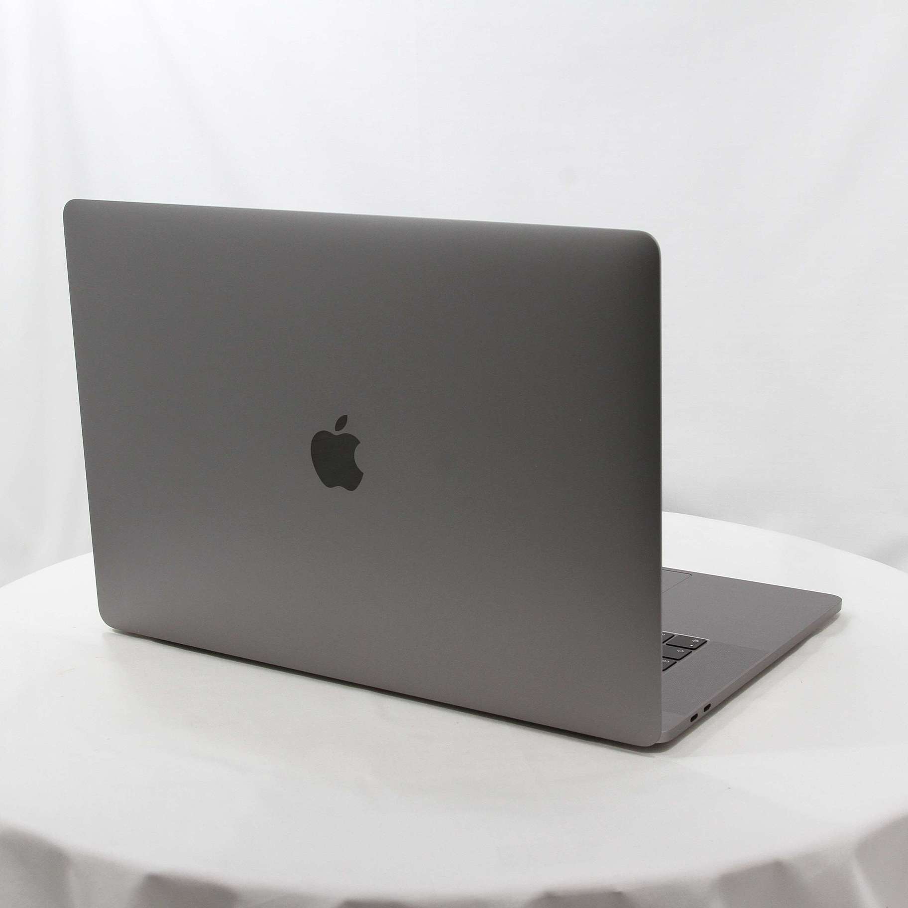 中古】MacBook Pro 15-inch Mid 2018 MR942J／A Core_i7 2.6GHz 16GB 