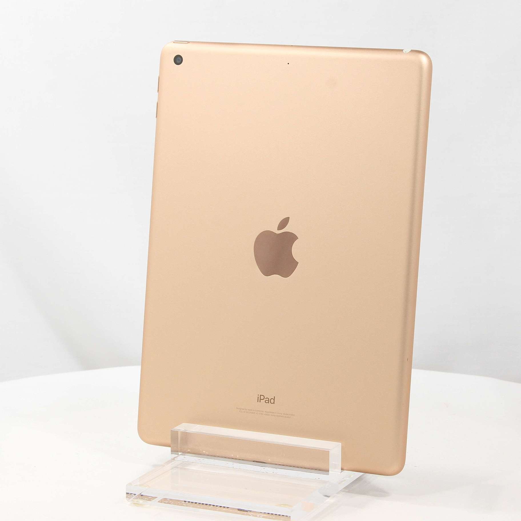 中古】iPad 第6世代 128GB ゴールド MRJP2J／A Wi-Fi [2133055655685