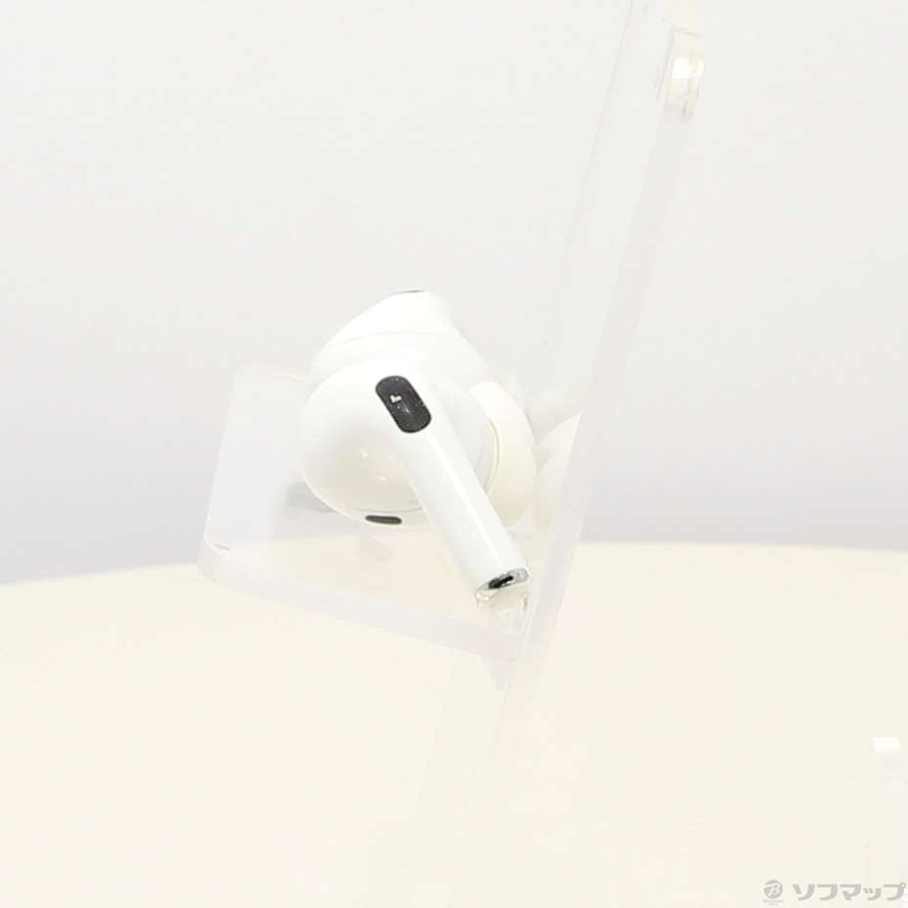 中古】AirPods Pro 第1世代 MWP22J／A 打痕あり [2133056225313