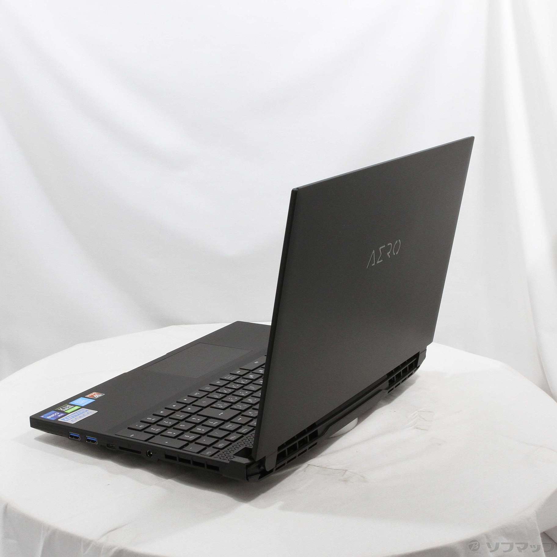 GIGABYTE AERO 5 KE4-72JP614SP GIGABYTE AERO 5 KE4-72JP614SP