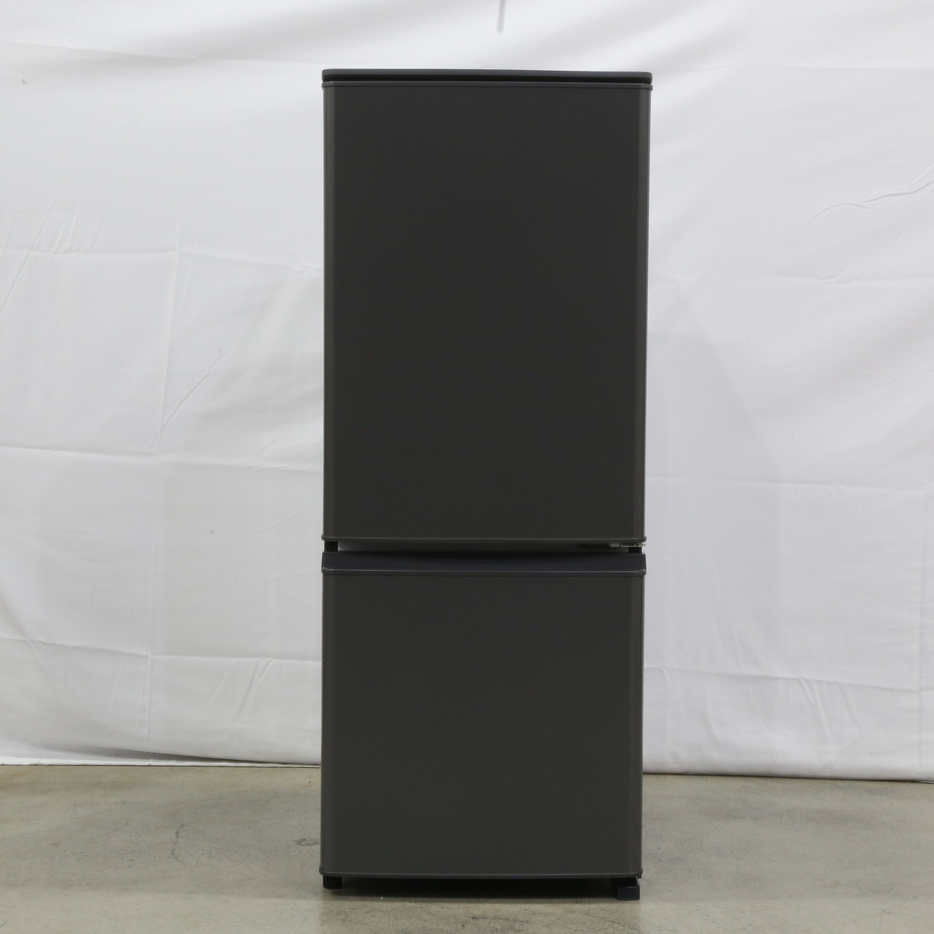 中古】〔展示品〕 冷蔵庫 Pシリーズ マットチャコール MR-P15J-H ［幅