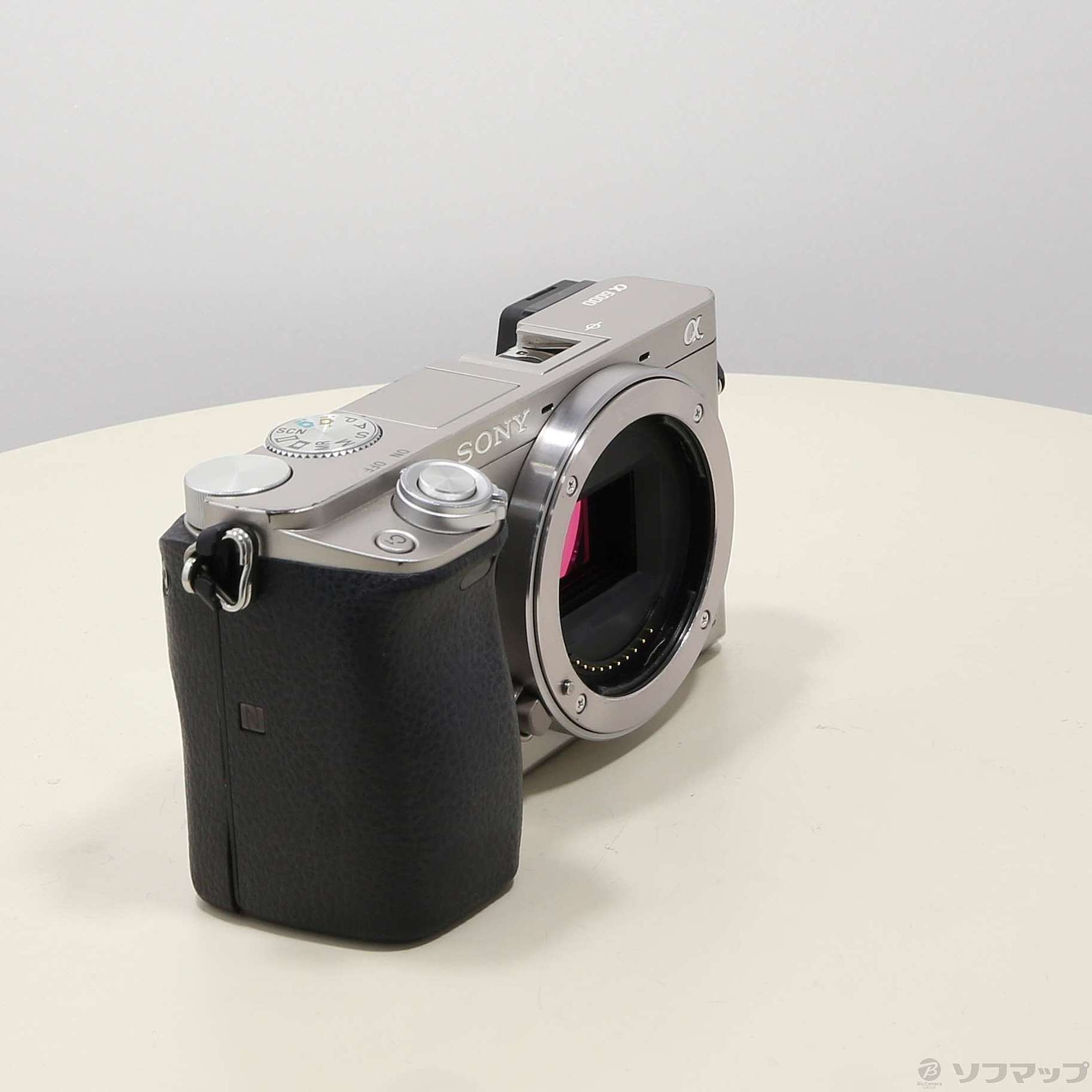 中古】α6000 ボディ シルバー ILCE-6000 [2133056509550] - リコレ