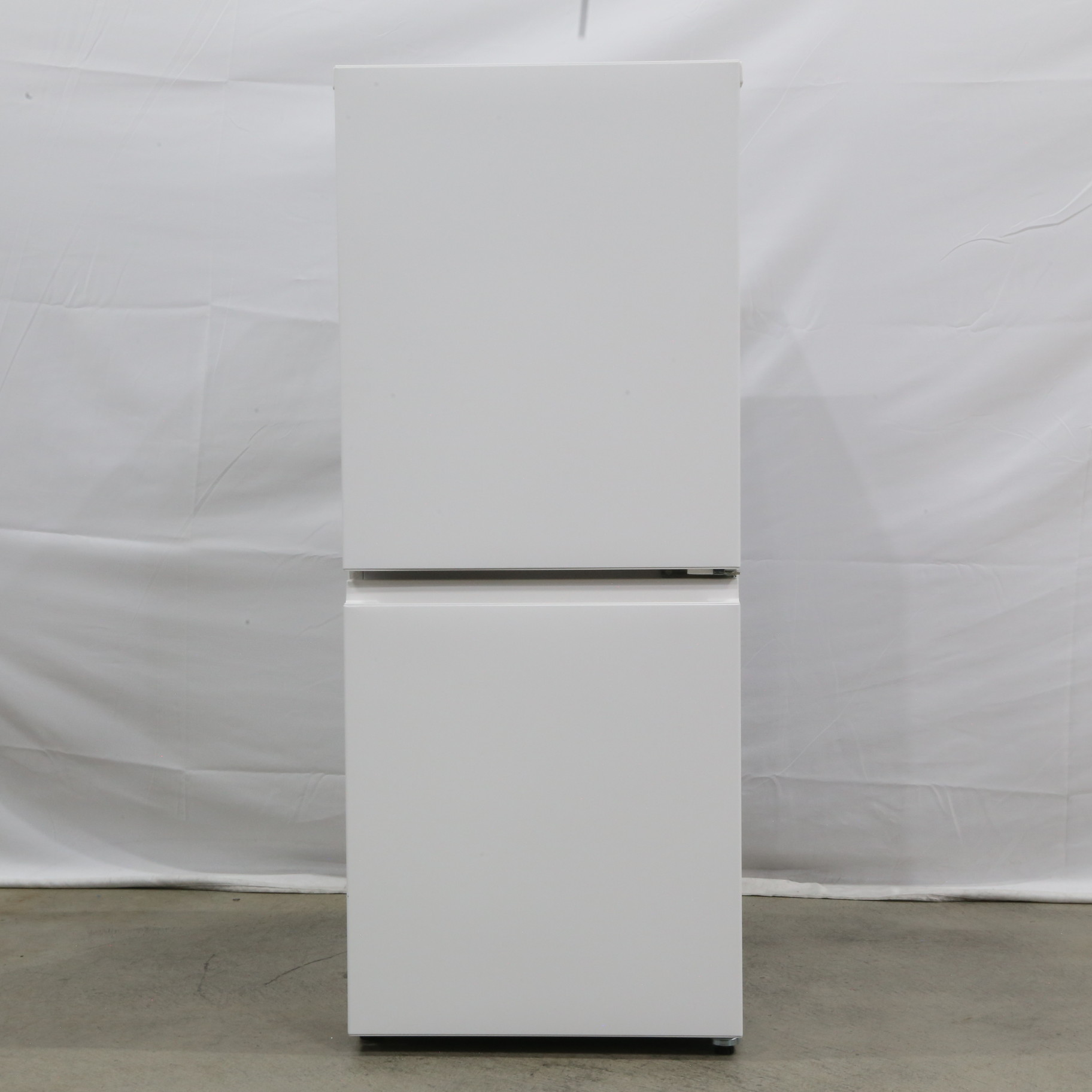 中古】〔展示品〕 冷蔵庫 パーソナルタイプ マットオフホワイト NR 