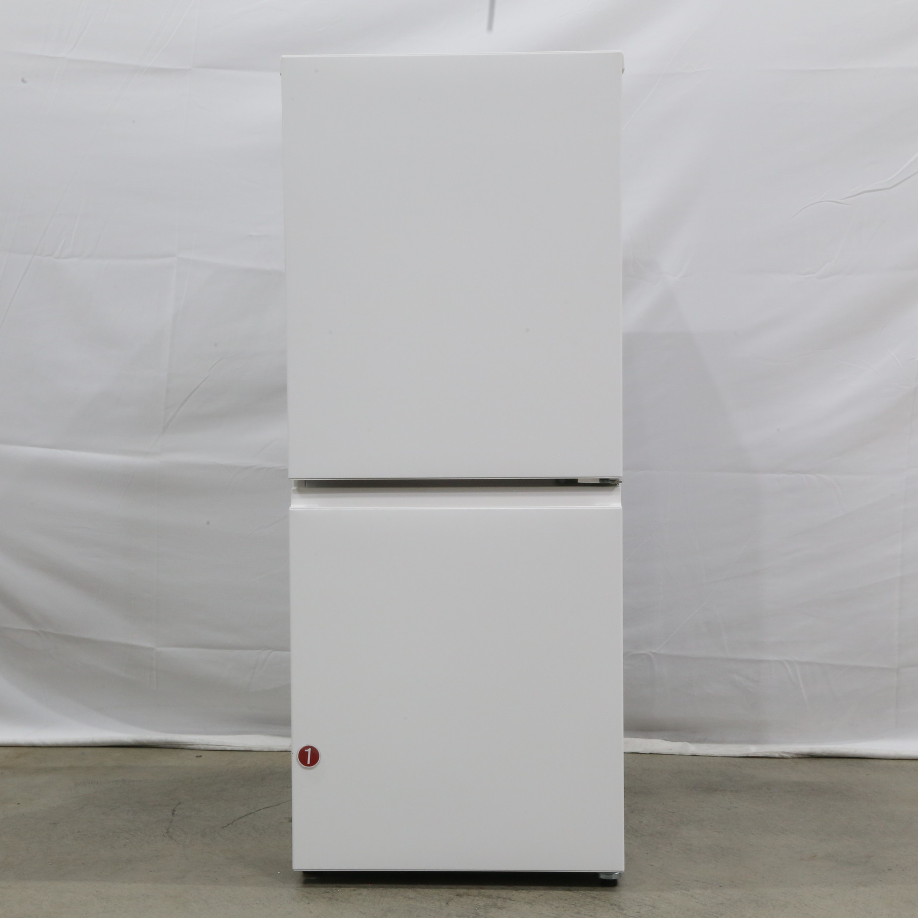 中古】〔展示品〕 冷蔵庫 パーソナルタイプ マットオフホワイト NR 