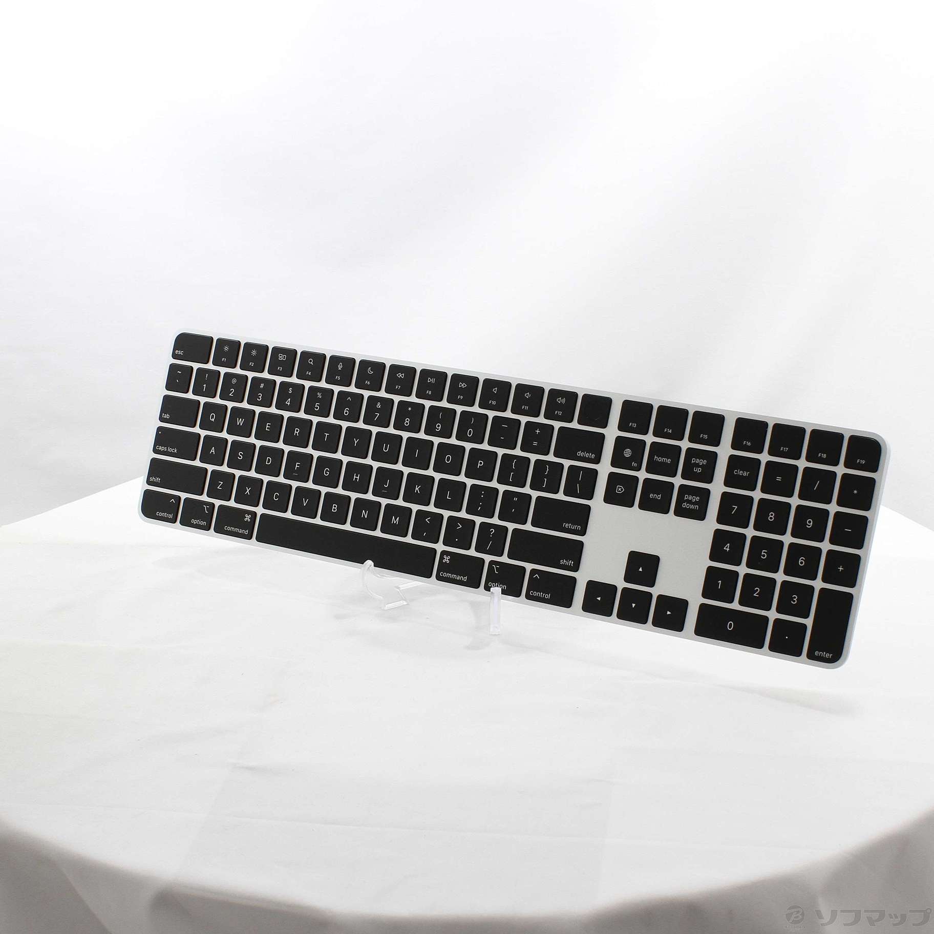 Appleシリコン搭載Touch ID搭載Magic Keyboard - 英語ANNA SUI