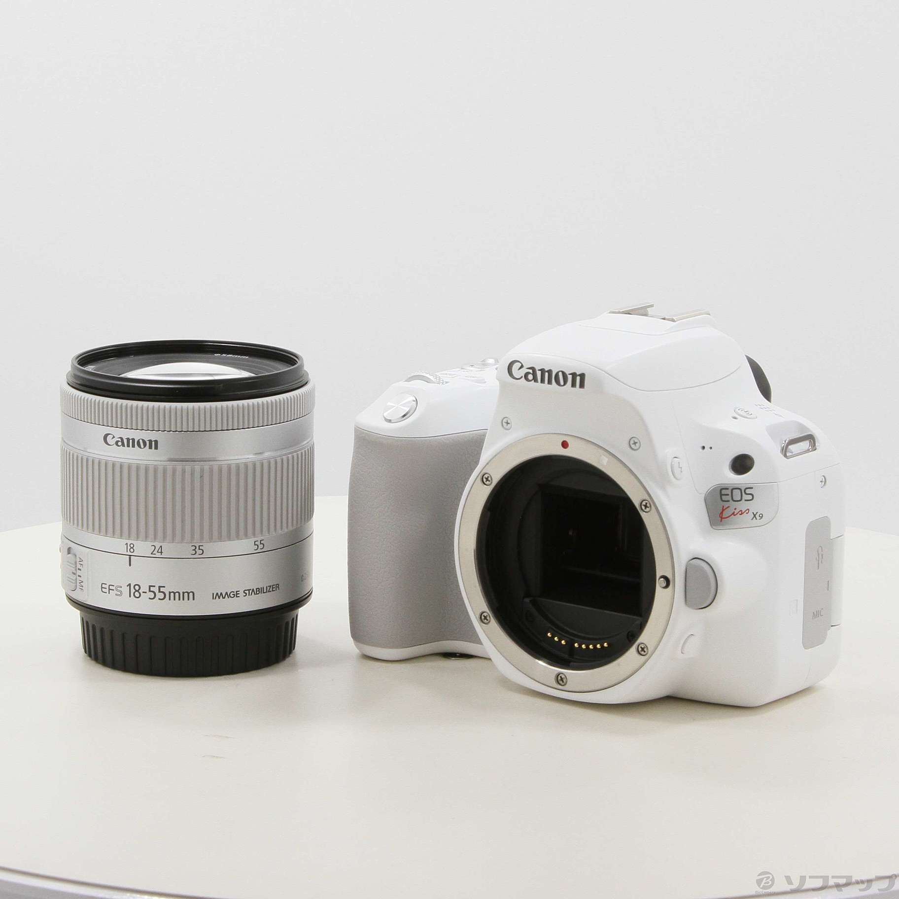 Canon EOS Kiss X9ズームレンズキット♪