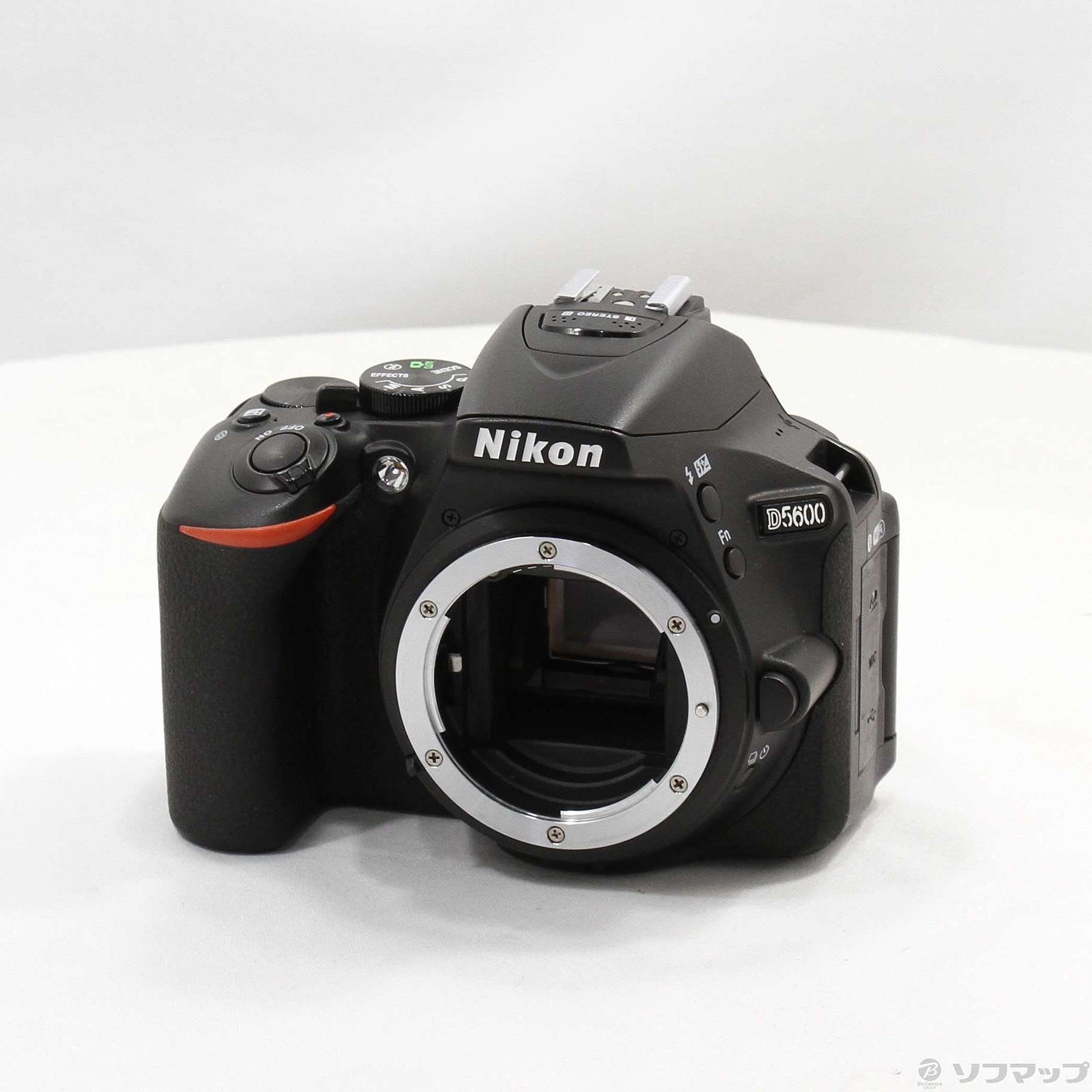 NIKON D5600 ボディ