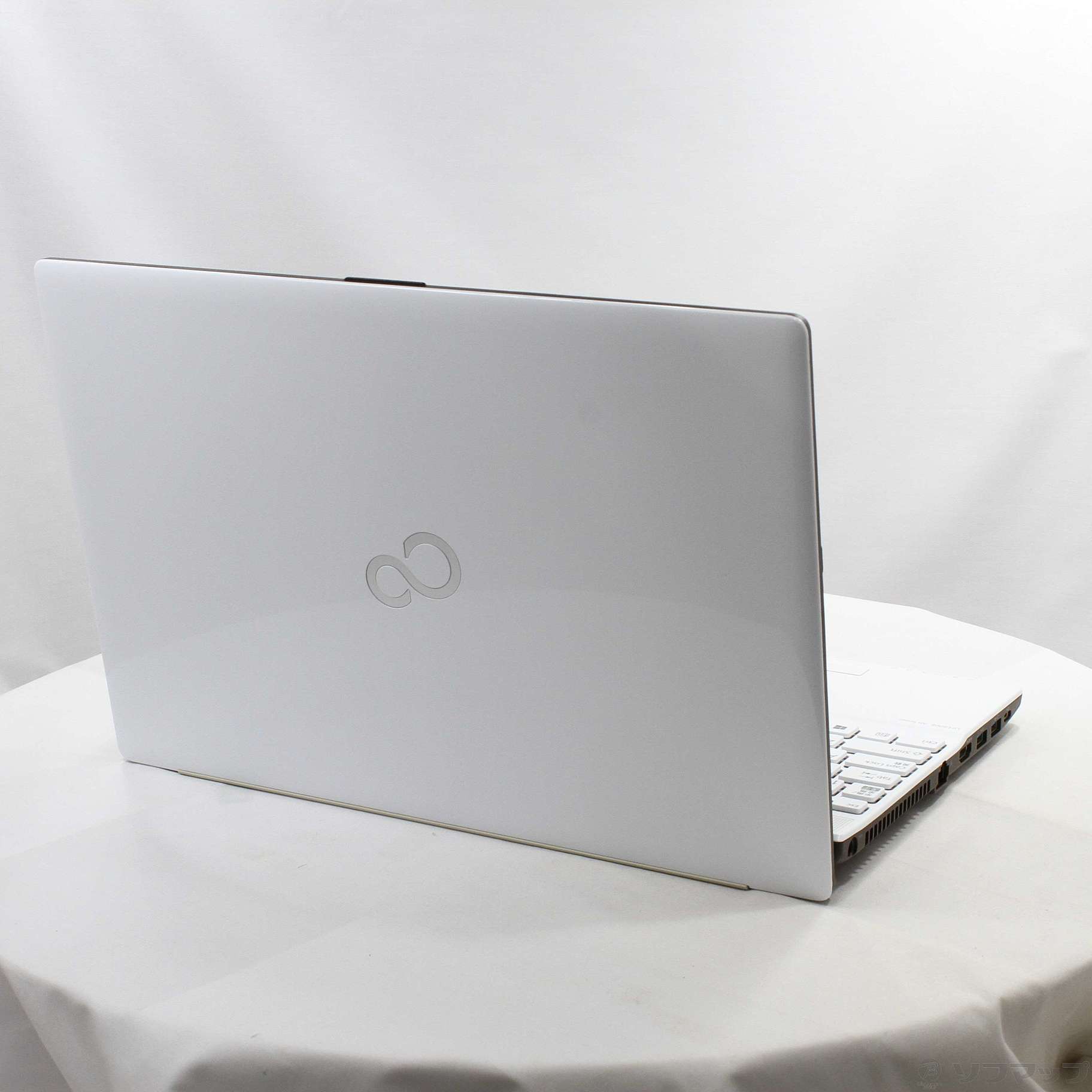 中古】LIFEBOOK AH44／E FMVA44EW プレミアムホワイト [2133058397179