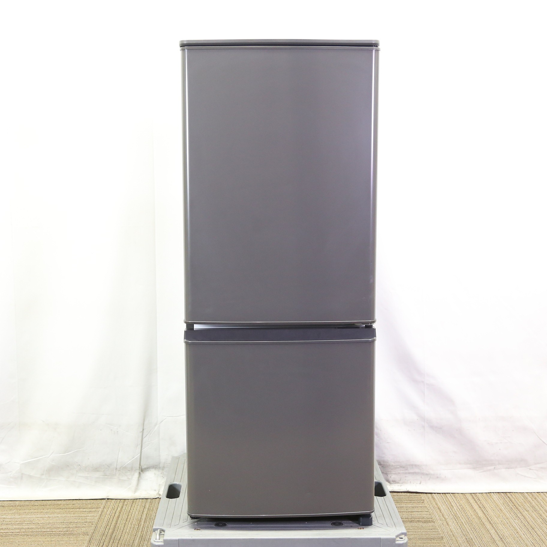 中古】〔展示品〕 冷蔵庫 Pシリーズ マットチャコール MR-P15J-H ［幅 