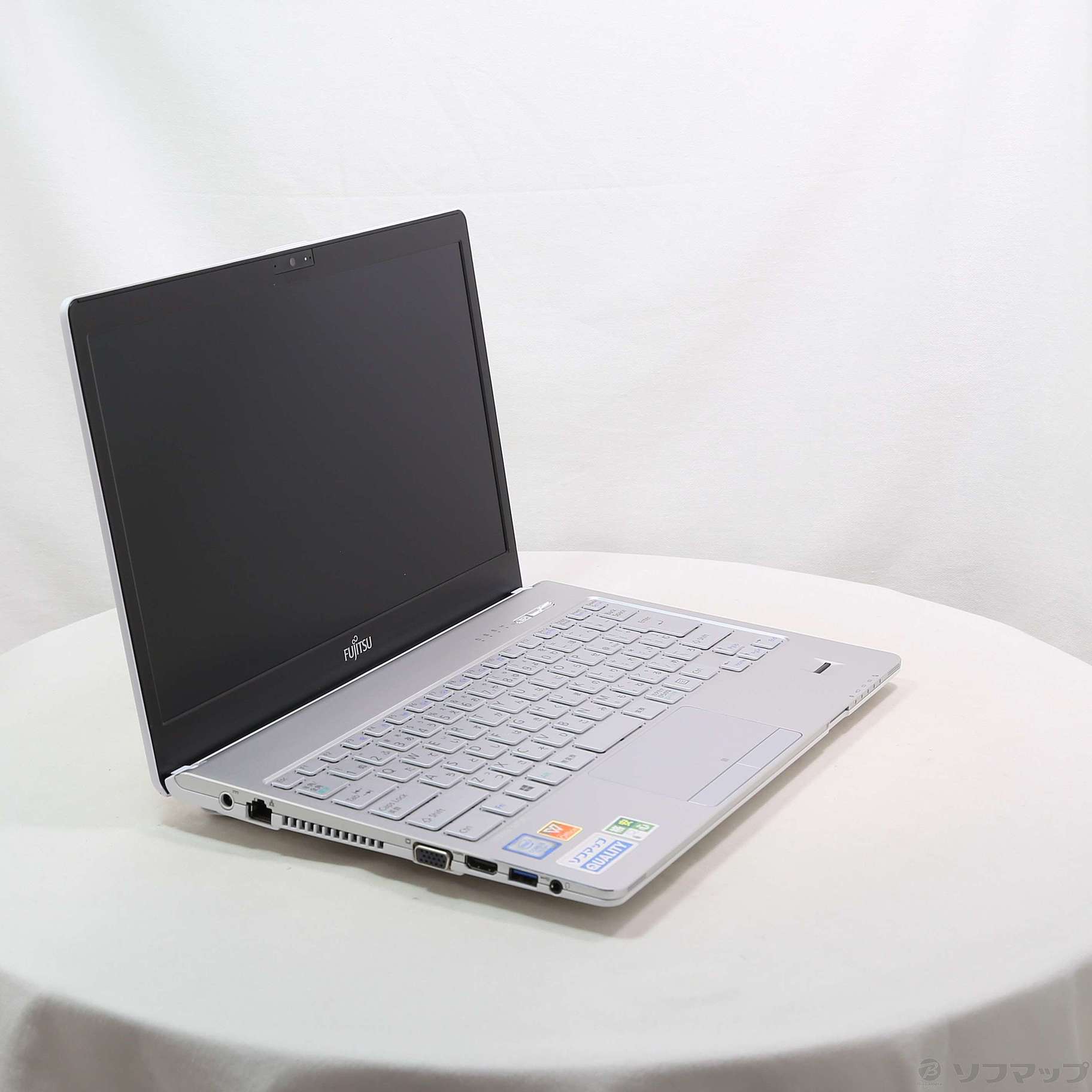 白いノートパソコン FUJITSU LIFEBOOK SH75/B1