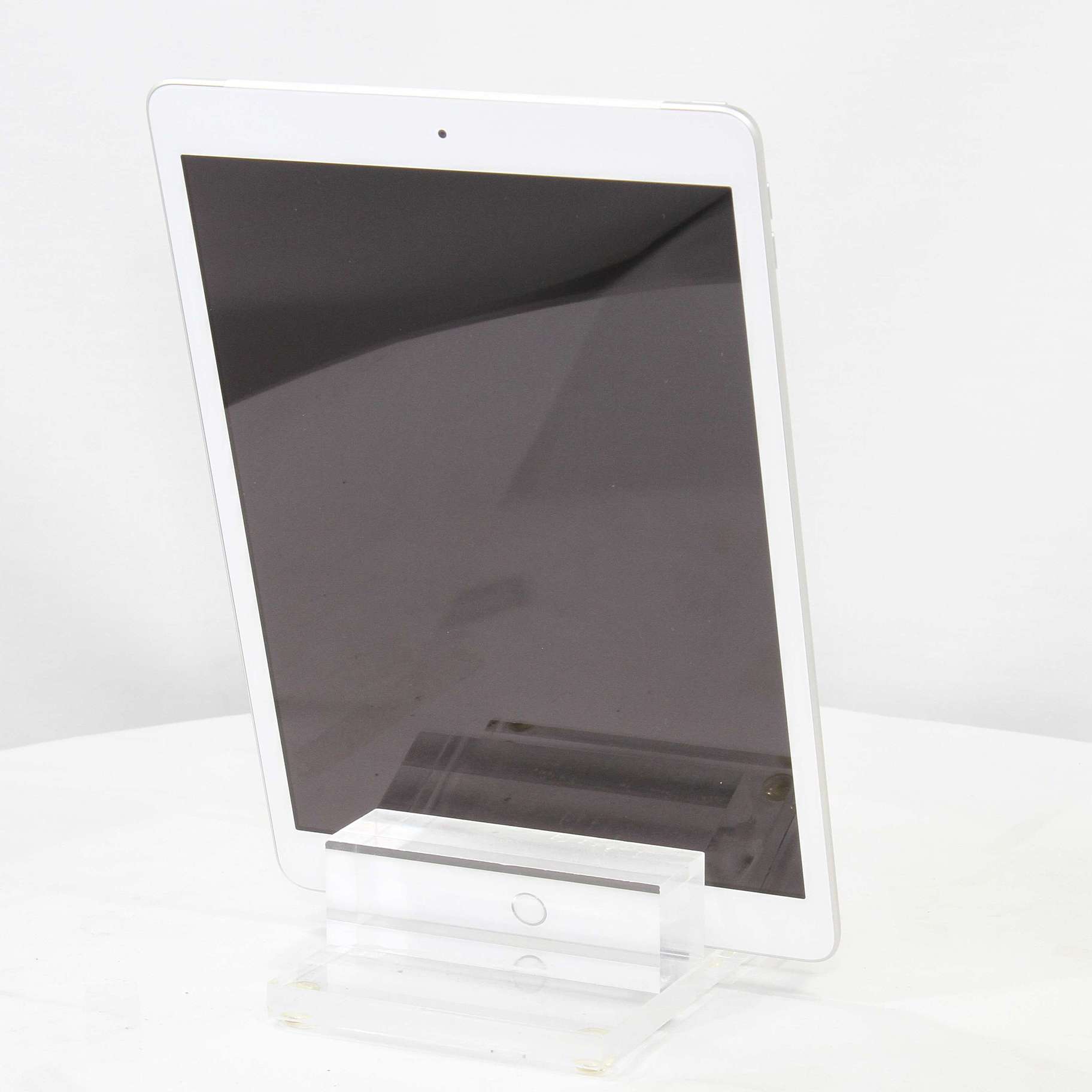 Apple iPad (第8世代) シルバー 10.2インチ 本体 Amazon.com