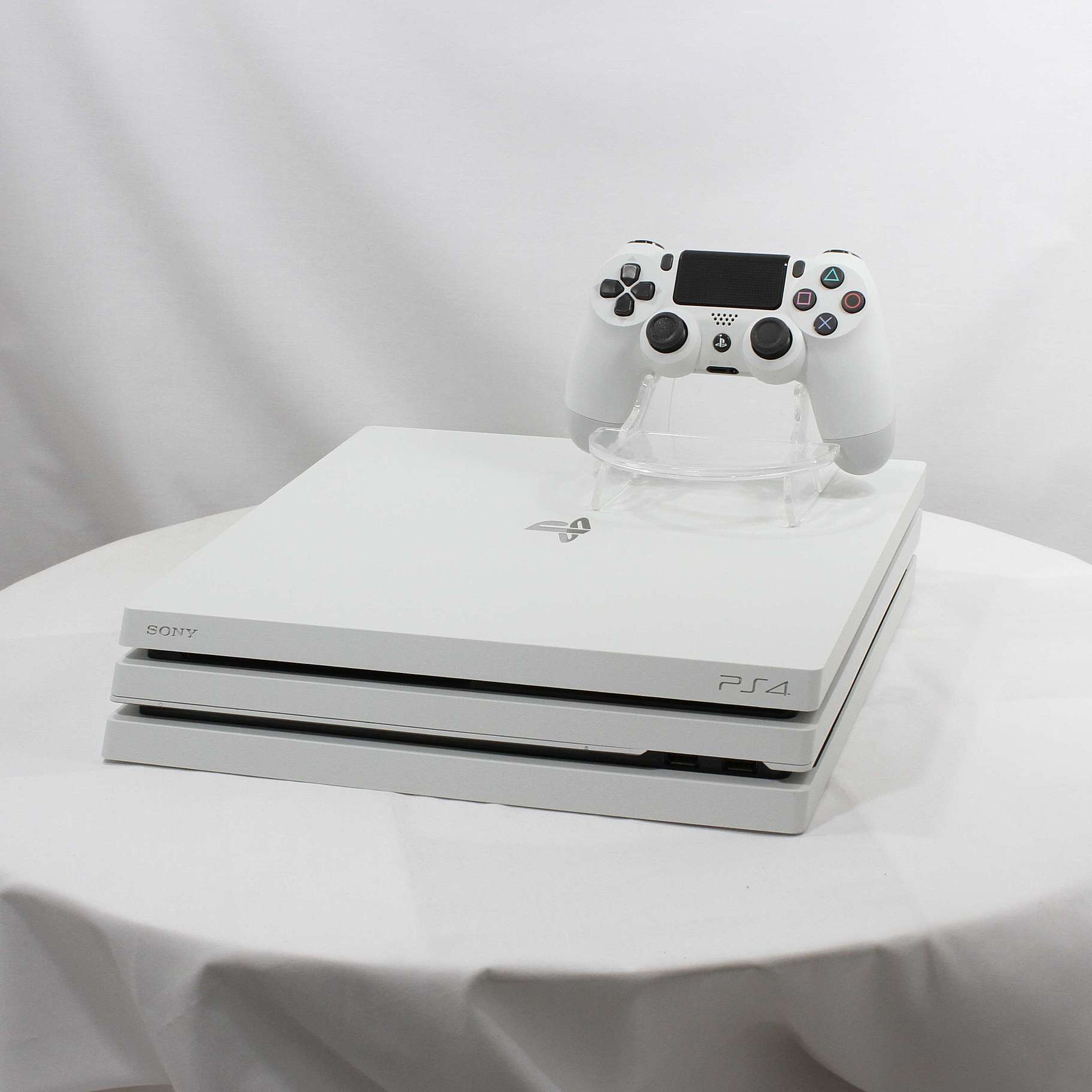 中古】PlayStation 4 Pro グレイシャー・ホワイト 1TB CUH-7200BB02 