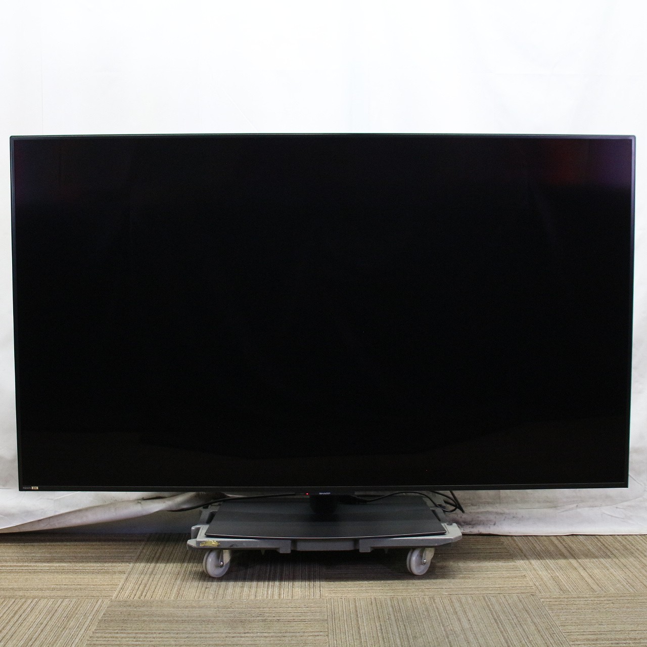 中古】〔展示品〕 液晶テレビ AQUOS 8T-C70DW1 ［70V型 ／Bluetooth 