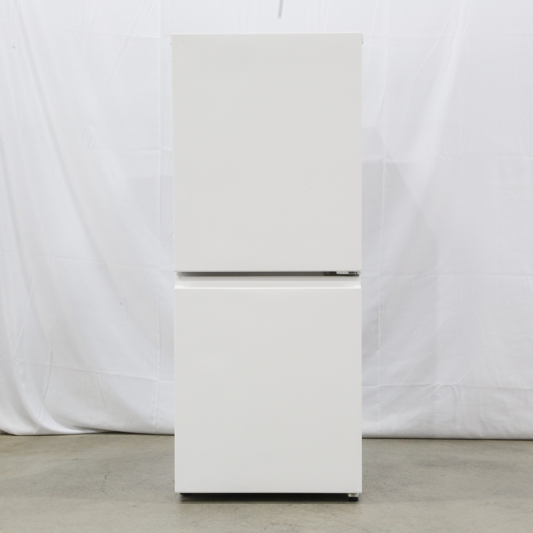 中古】〔展示品〕 冷蔵庫 パーソナルタイプ マットオフホワイト