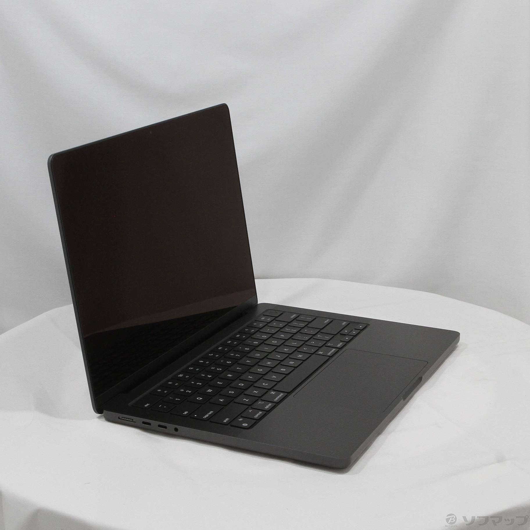 mac book  黒 動作品 M4 Max搭載16インチMacBook Proを購入 - 教育 - Apple（日本）